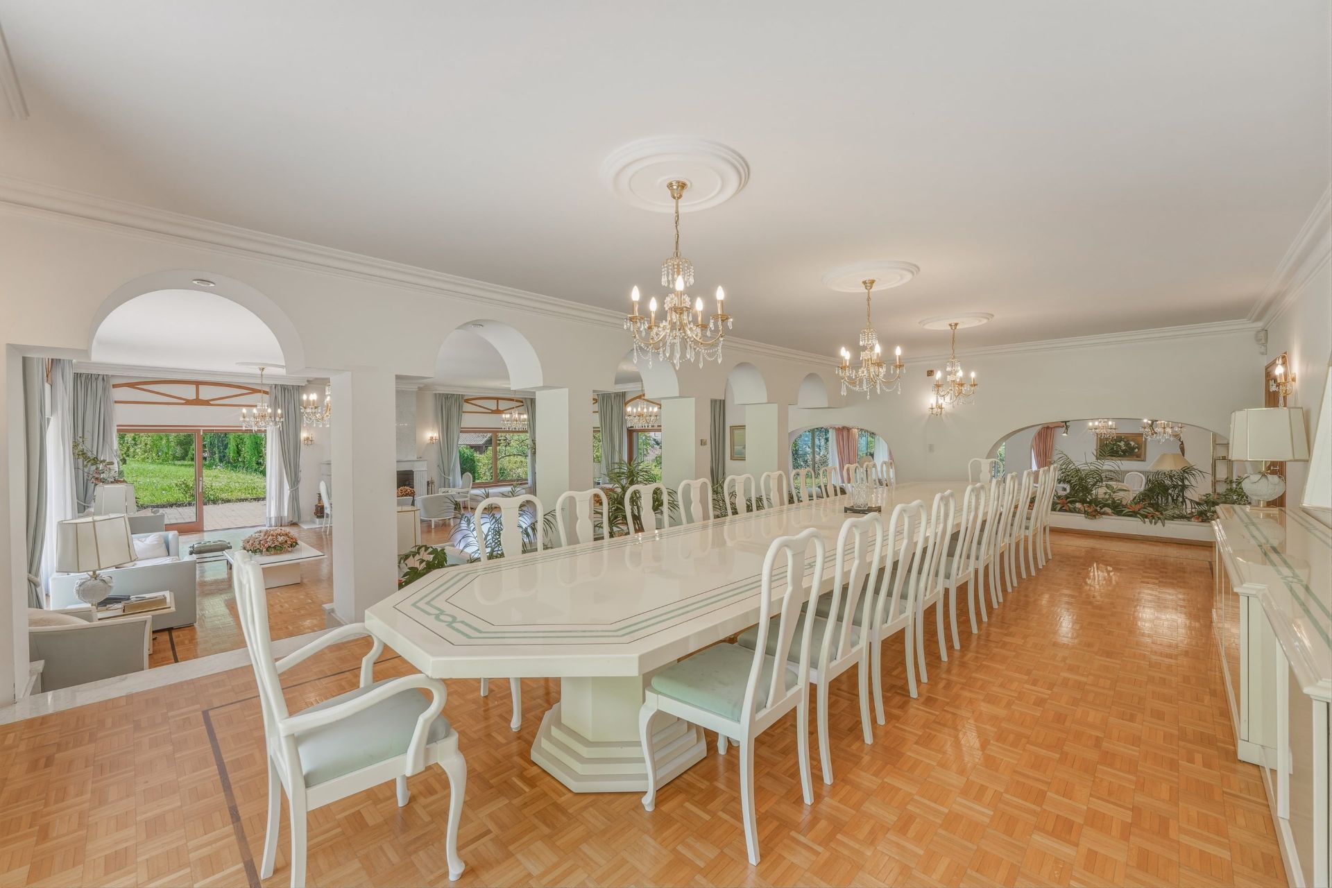 luxury house 13 Rooms for sale on ARCHAMPS (74160)