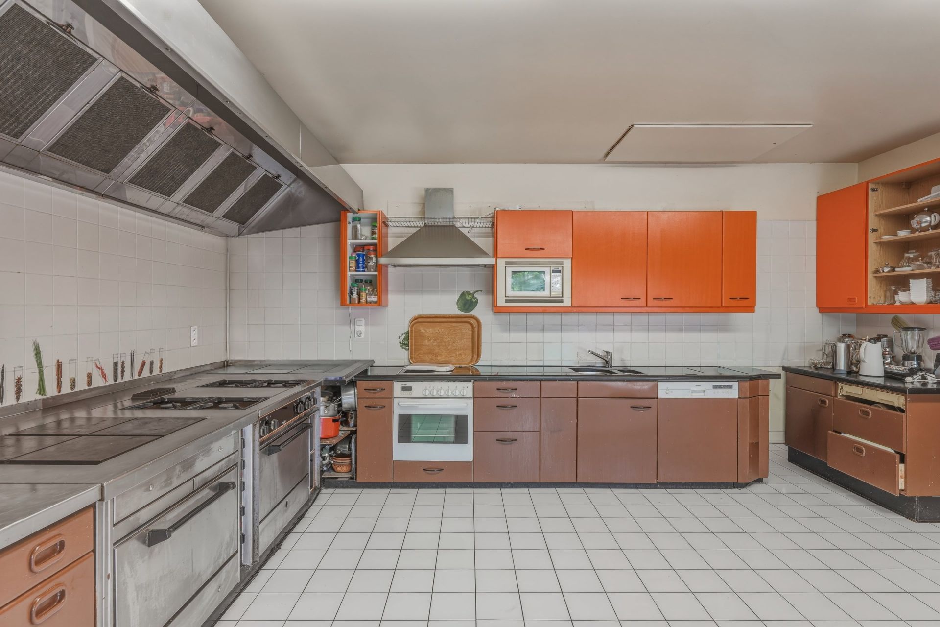 luxury house 13 Rooms for sale on ARCHAMPS (74160)