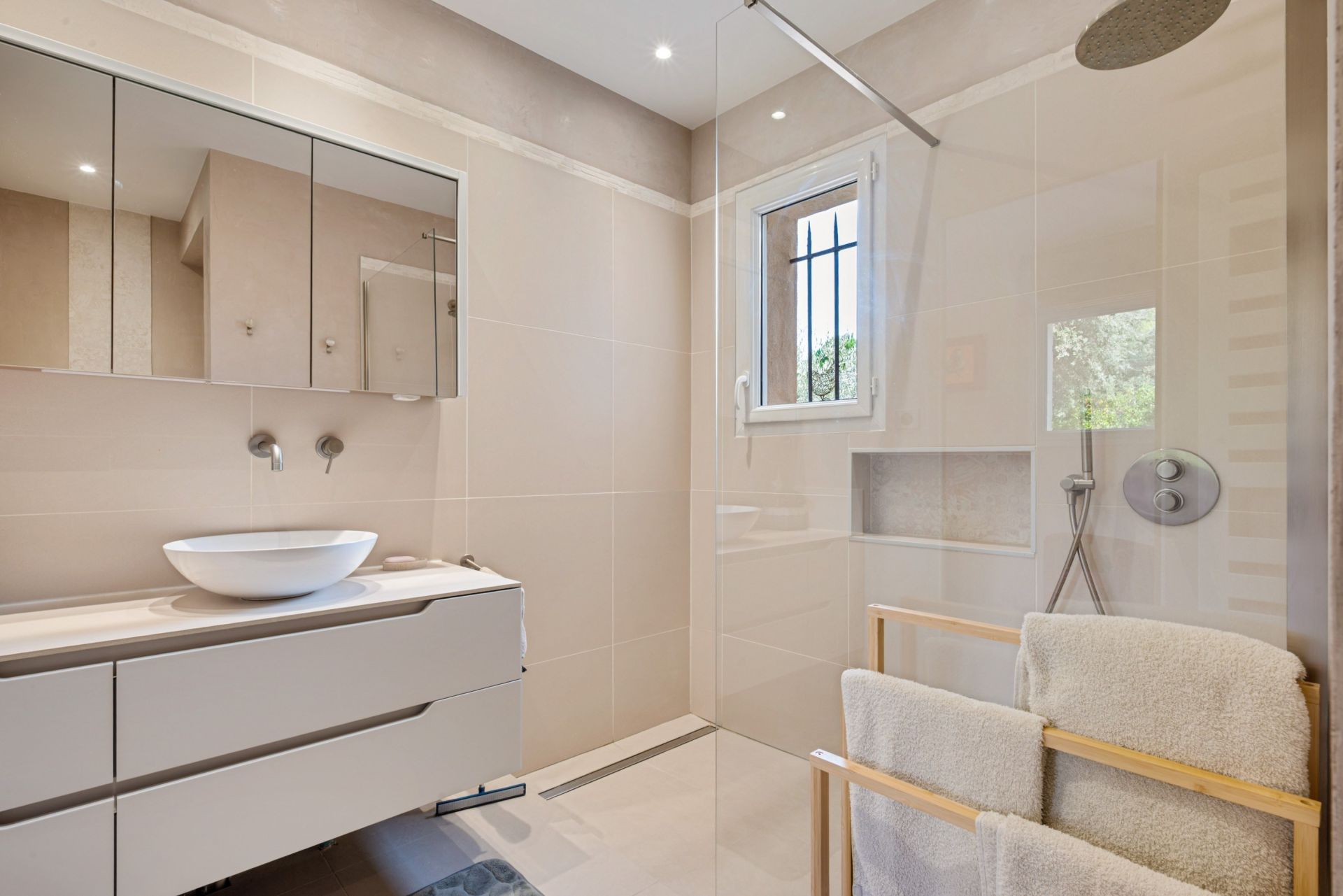 maison de luxe 7 Pièces en vente sur ST MARC JAUMEGARDE (13100)
