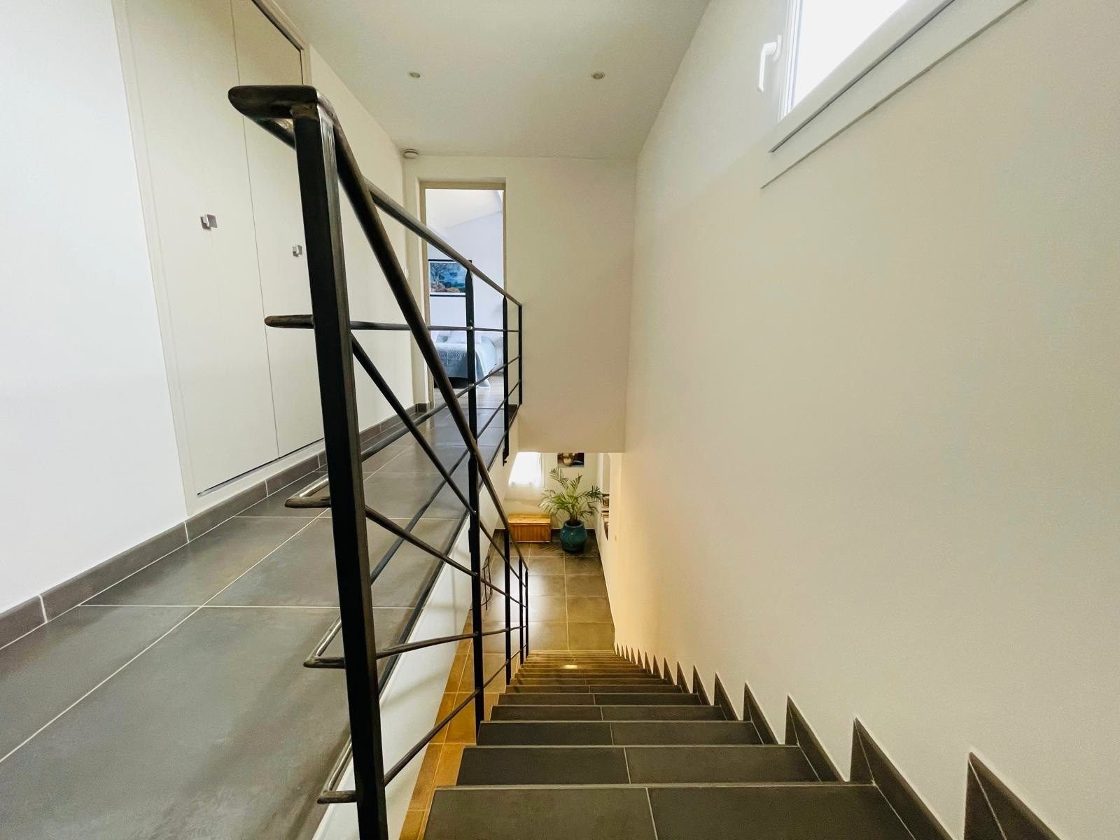luxury house 5 Rooms for sale on ST MARTIN DE LONDRES (34380)