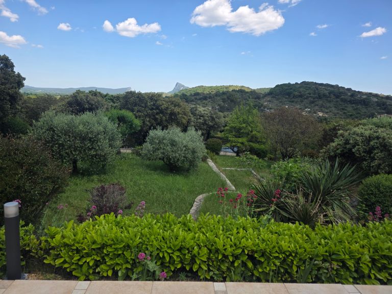luxury house 5 Rooms for sale on ST MARTIN DE LONDRES (34380)