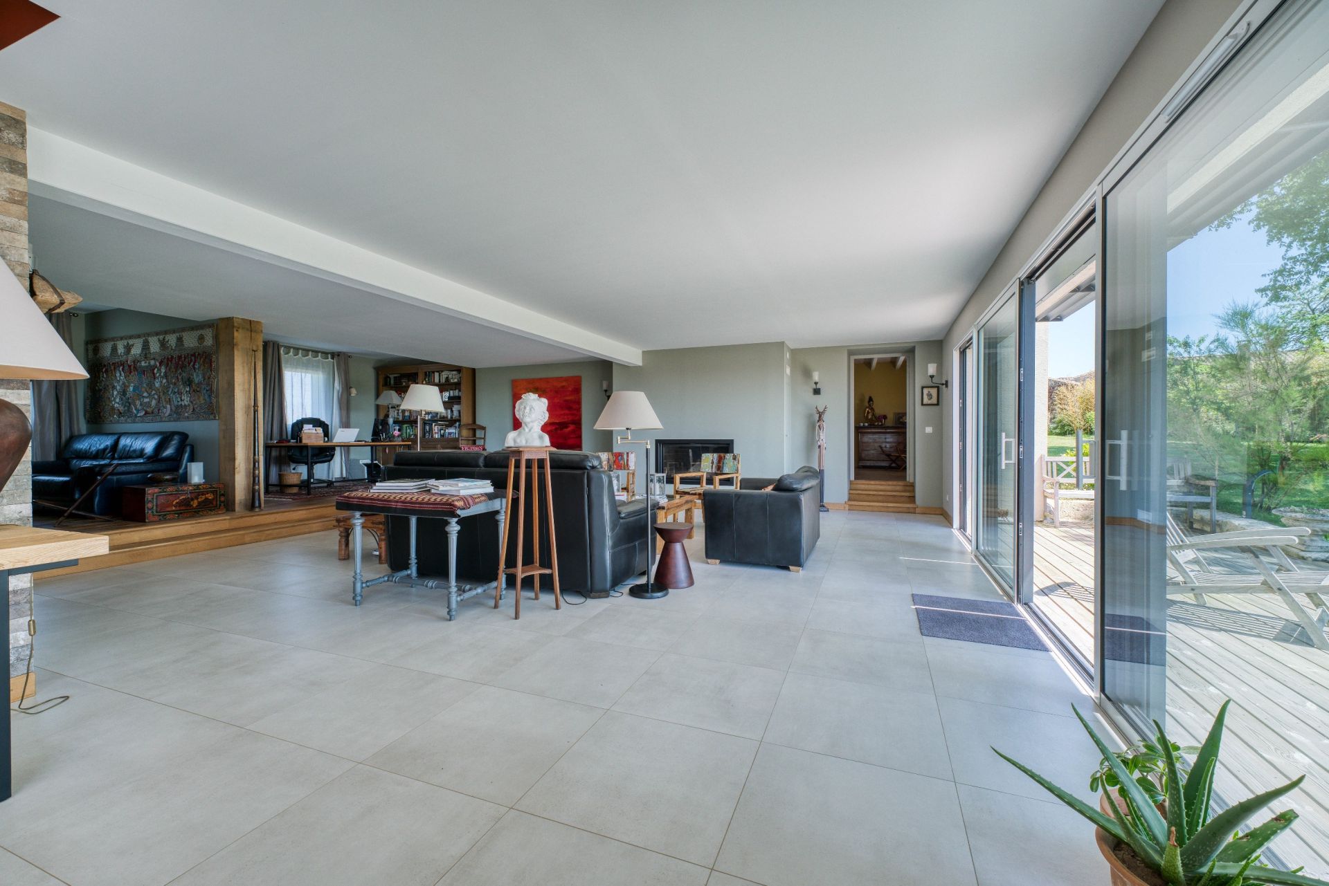 maison de luxe 6 Pièces en vente sur FLOIRAC (17120)