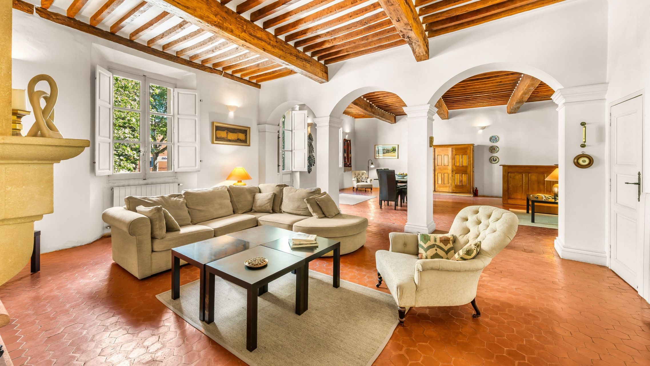 luxury provencale house 10 Rooms for sale on VARAGES (83670)