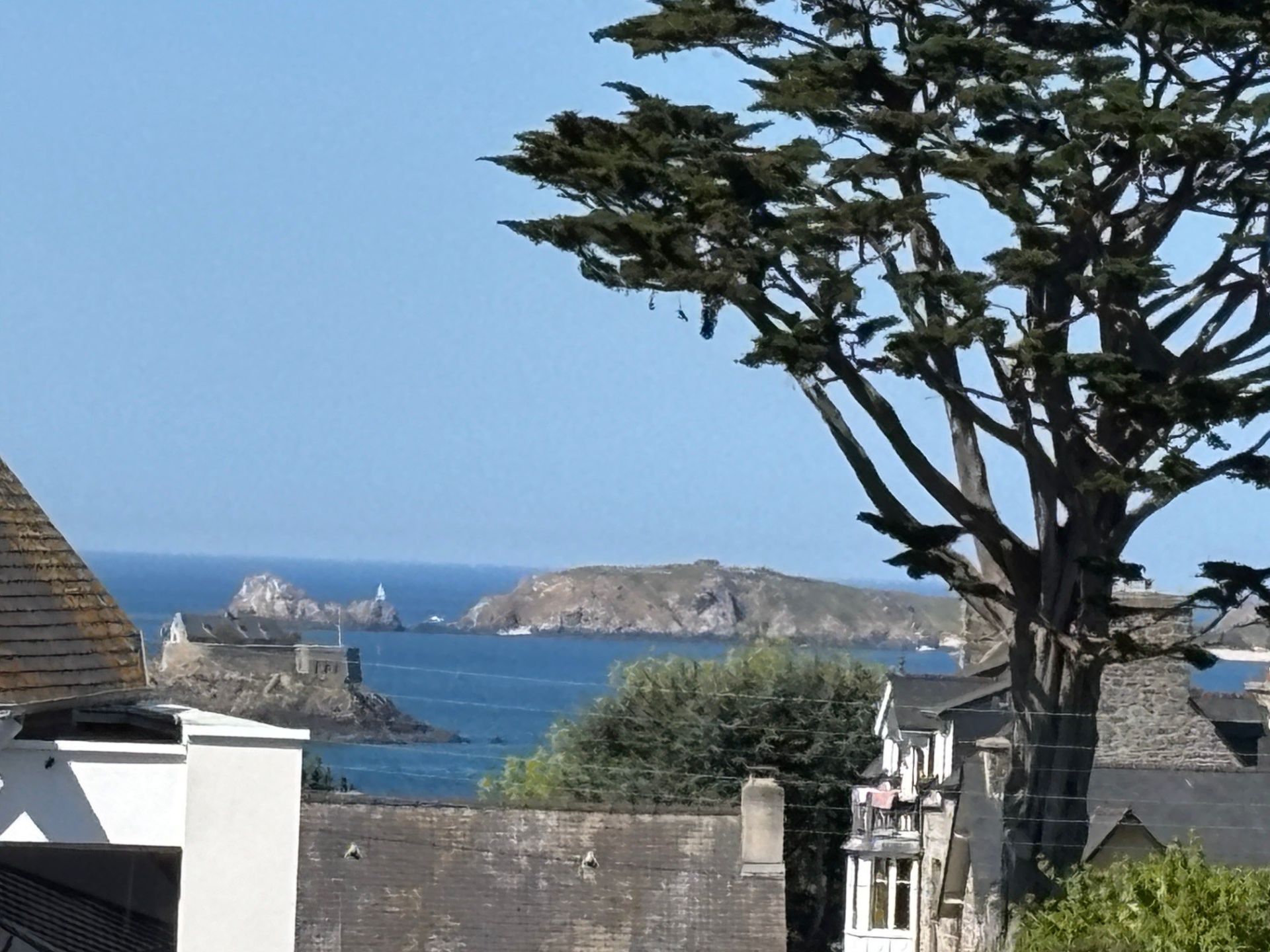 luxury house 8 Rooms for sale on DINARD (35800)