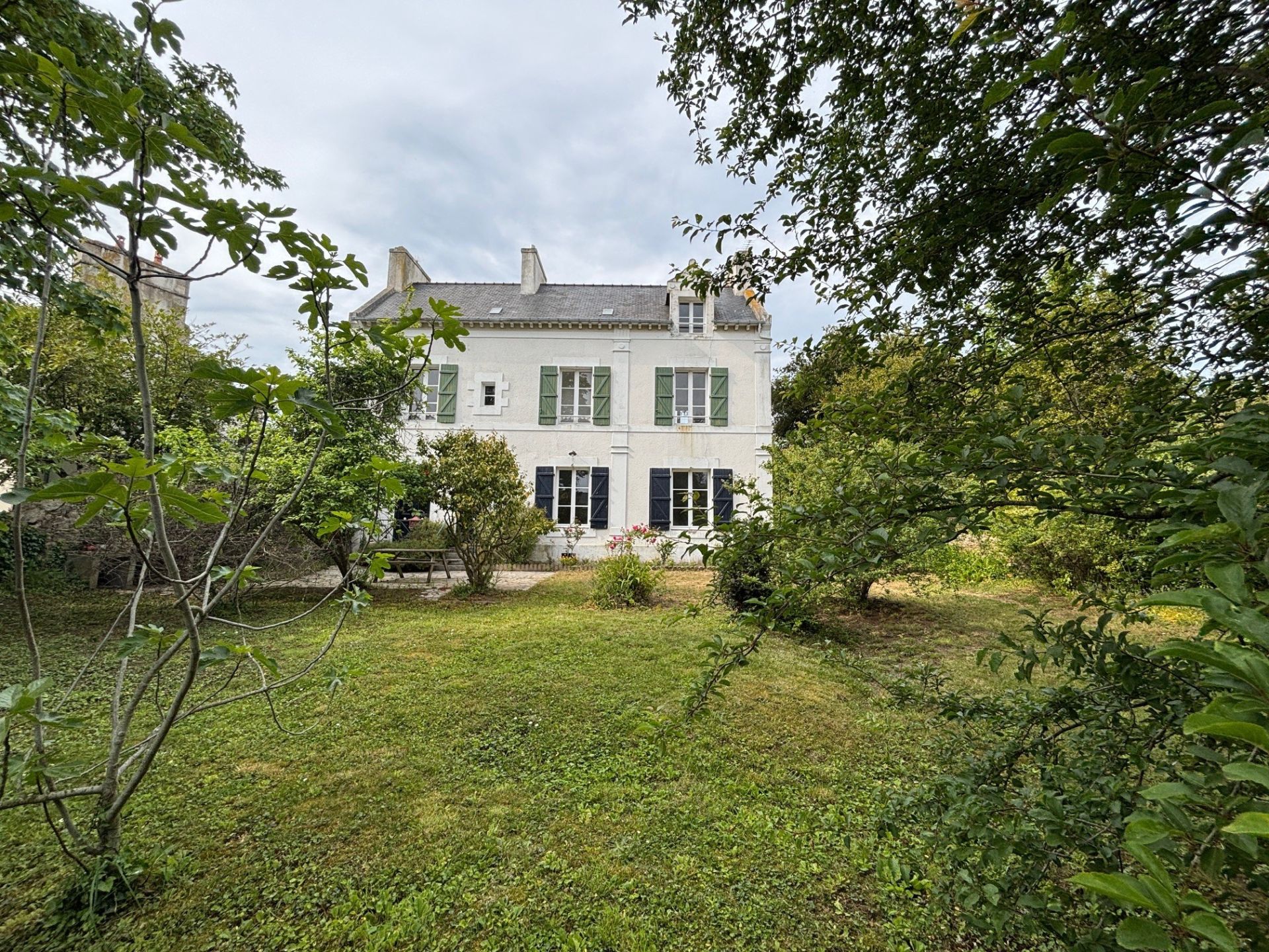 luxury house 8 Rooms for sale on DINARD (35800)