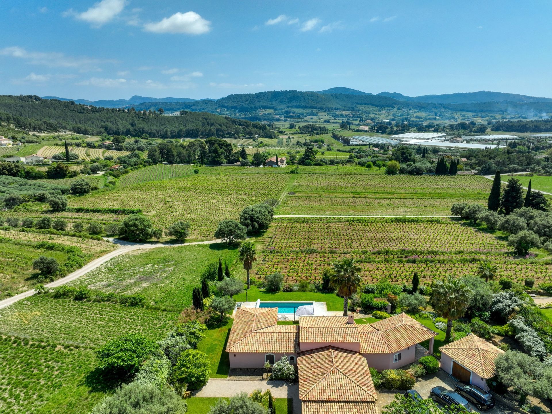 maison de luxe 6 Pièces en vente sur LA CADIERE D AZUR (83740)