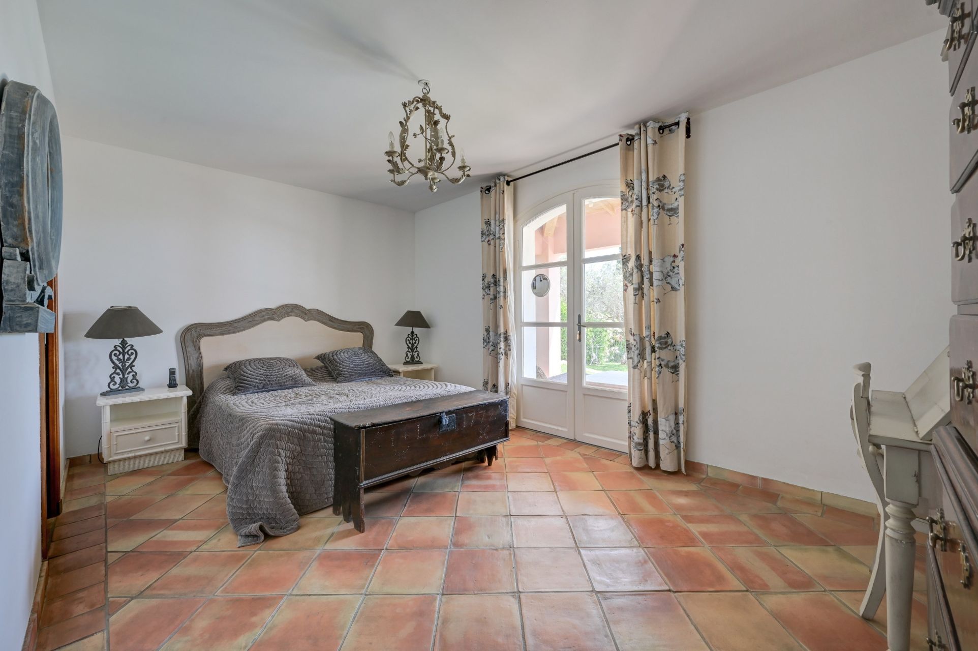 maison de luxe 6 Pièces en vente sur LA CADIERE D AZUR (83740)