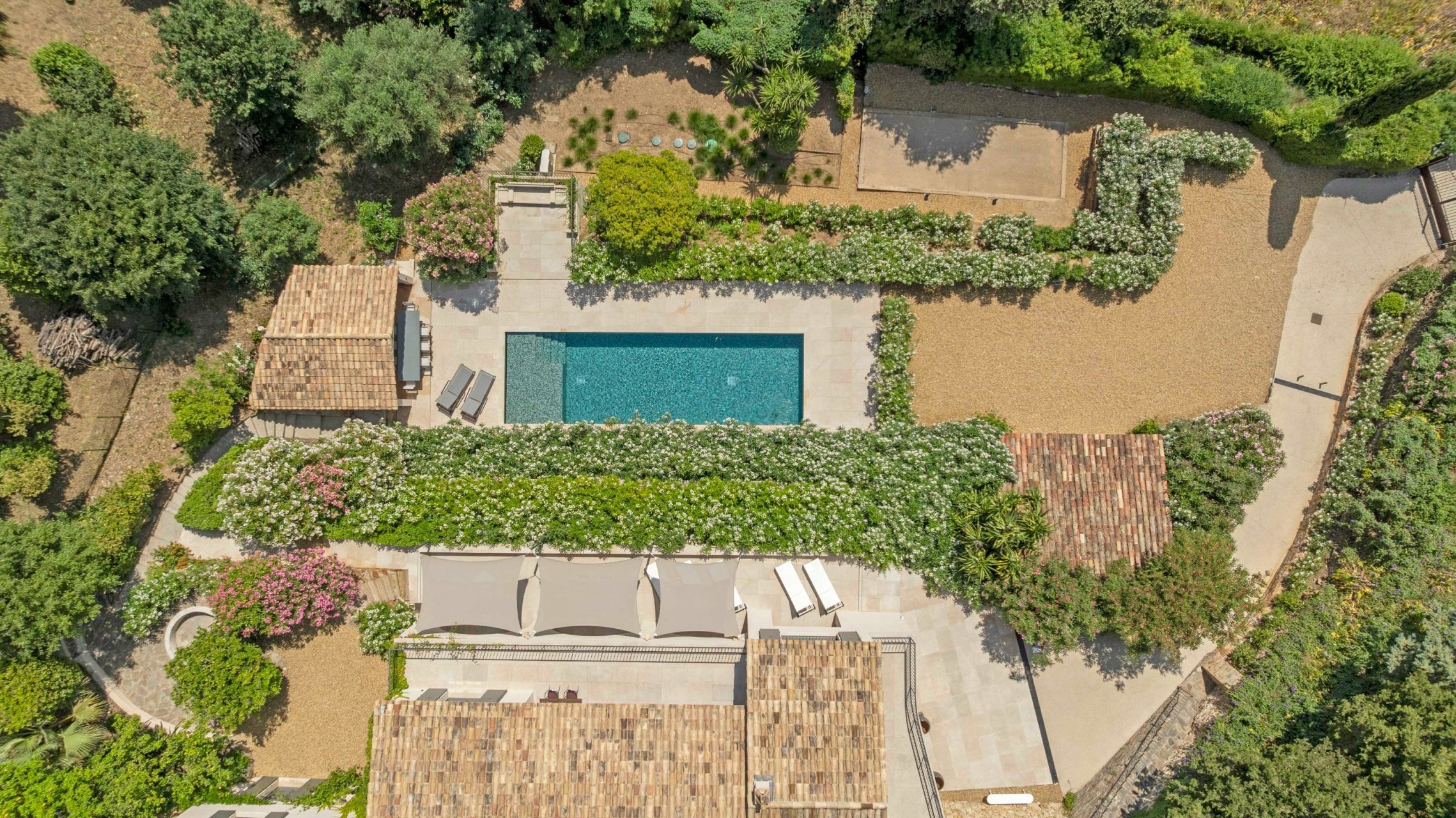 luxury provencale house 8 Rooms for sale on GASSIN (83580)