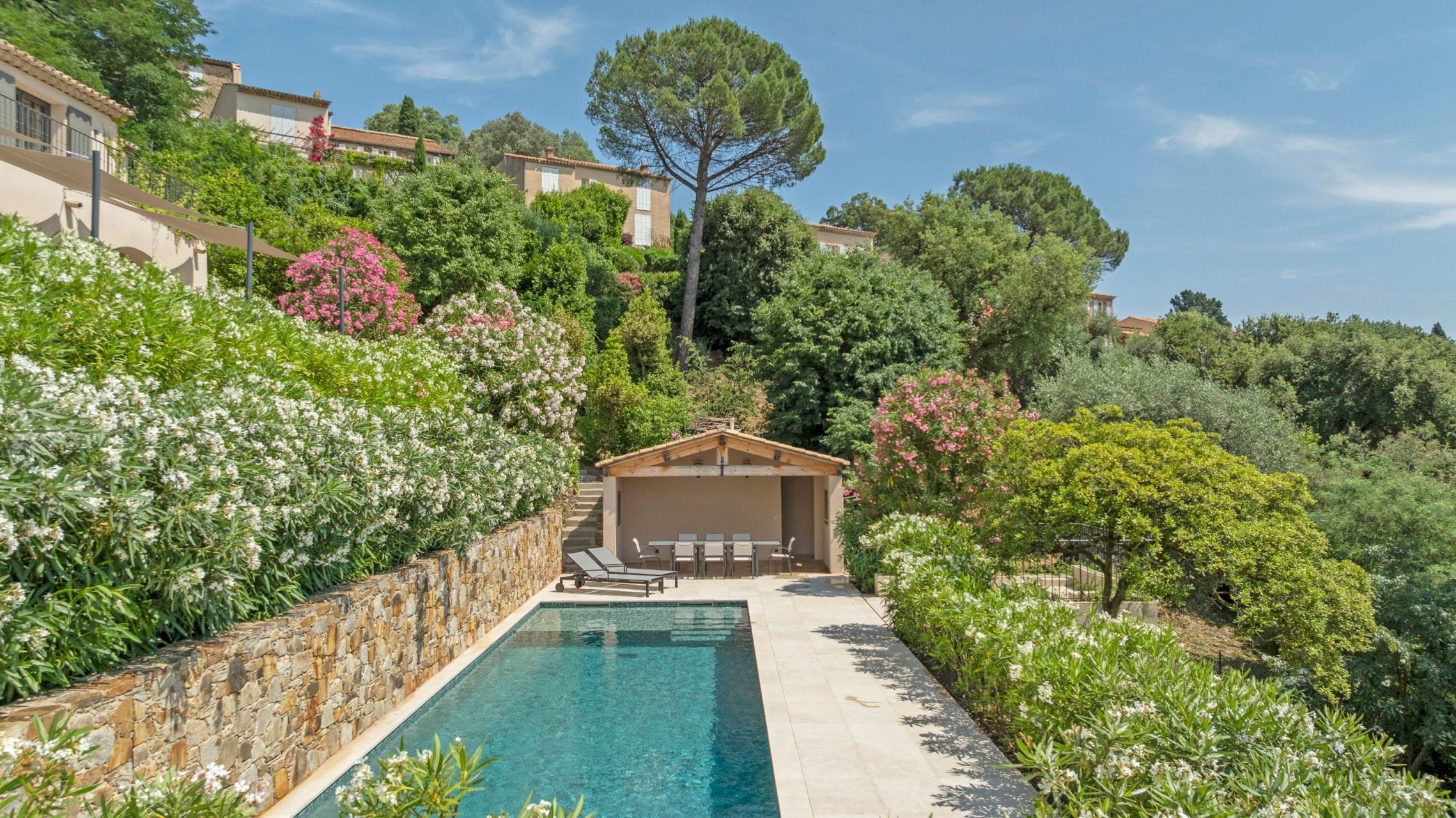 luxury provencale house 8 Rooms for sale on GASSIN (83580)
