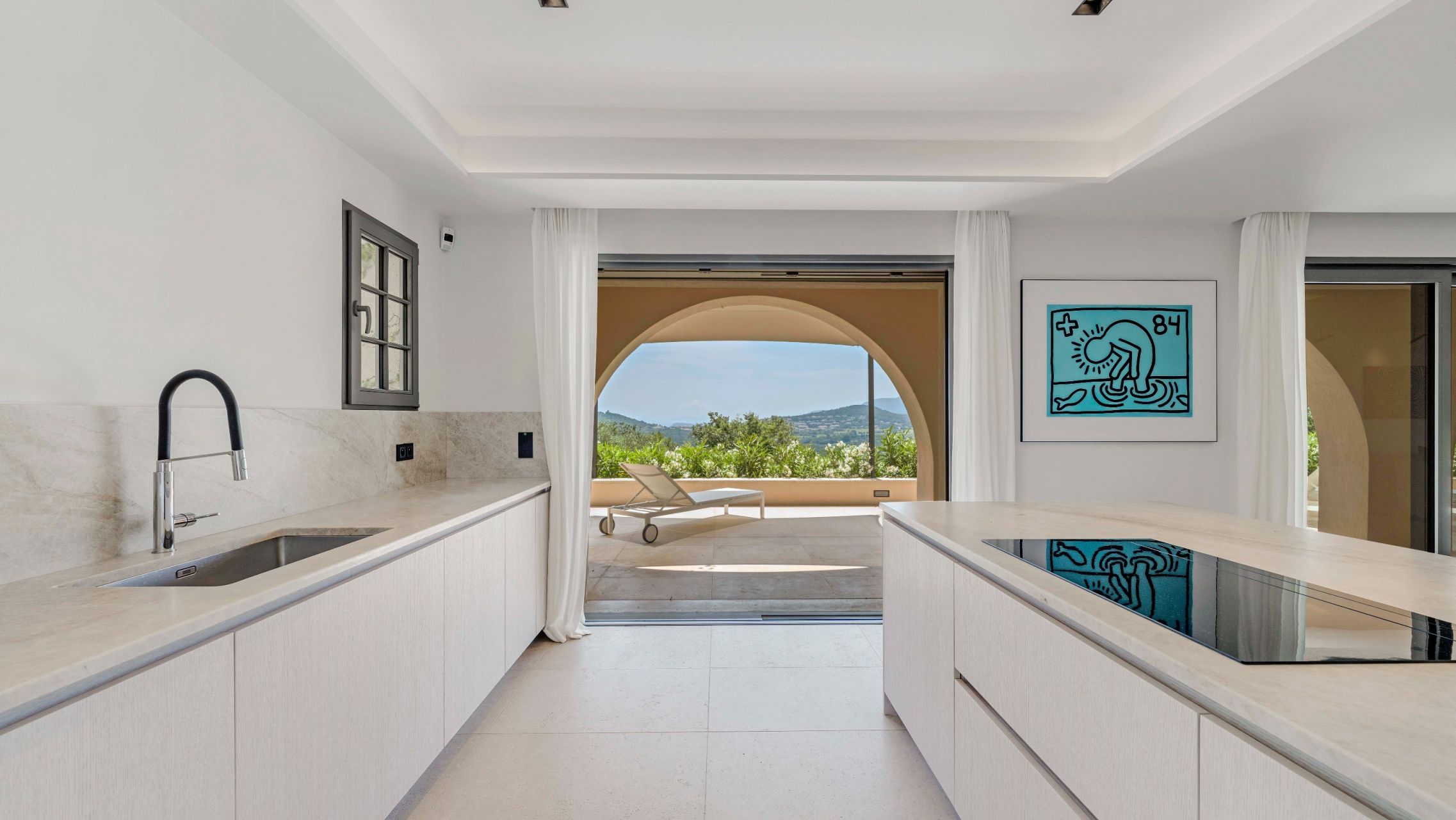luxury provencale house 8 Rooms for sale on GASSIN (83580)