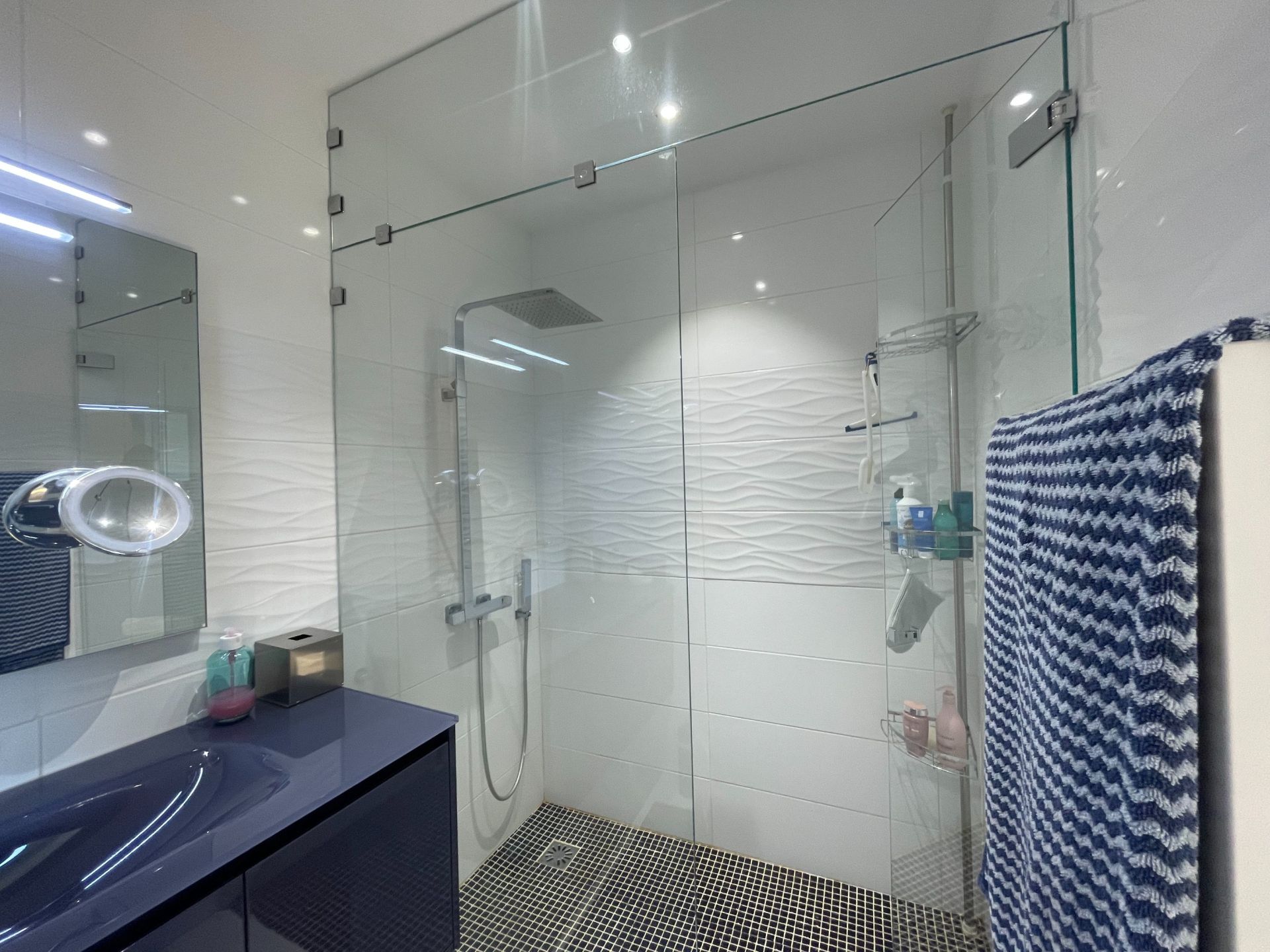 contemporary house 10 Rooms for sale on FECAMP (76400)