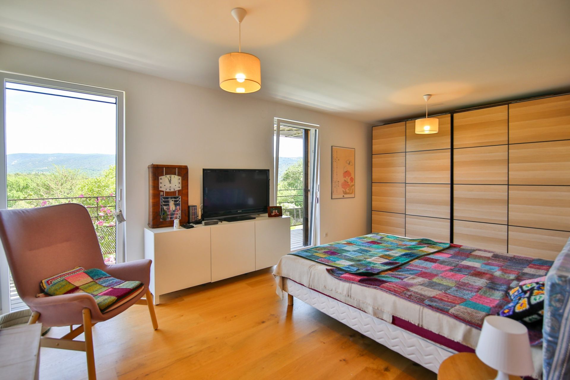 maison de luxe 9 Pièces en vente sur MALEMORT DU COMTAT (84570)