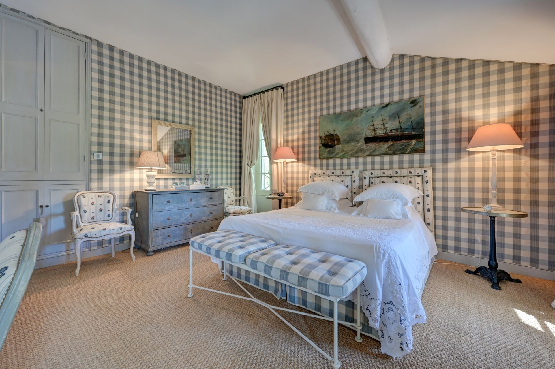 luxury house 23 Rooms for sale on ST REMY DE PROVENCE (13210)