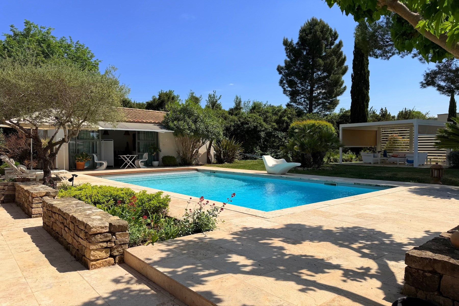 maison de luxe 5 Pièces en vente sur UZES (30700)