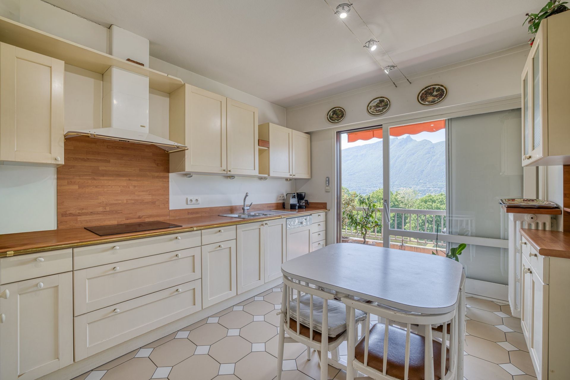 appartement de luxe 5 Pièces en vente sur TRESSERVE (73100)