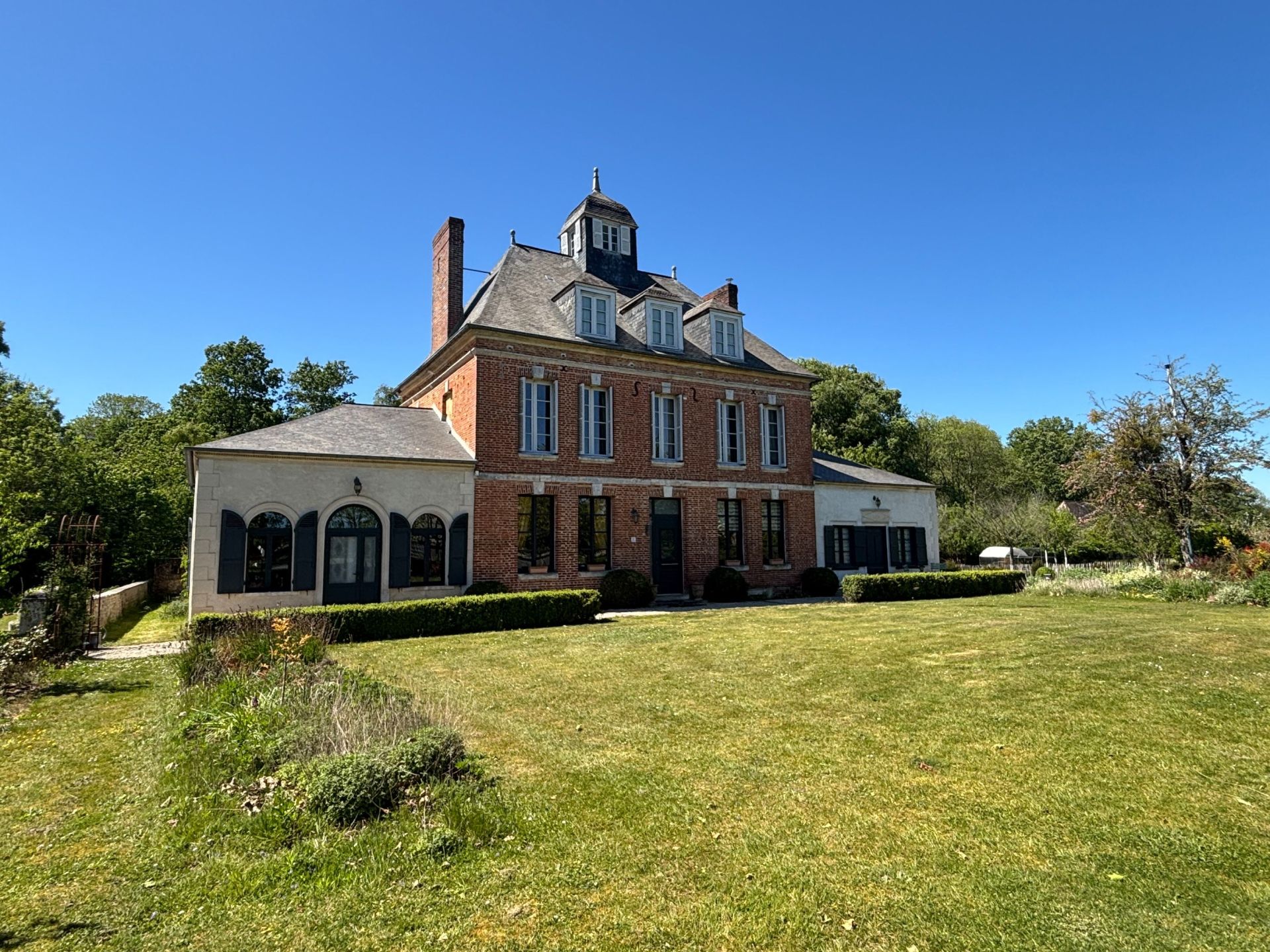 propriété de luxe 8 Pièces en vente sur CORNEVILLE SUR RISLE (27500)