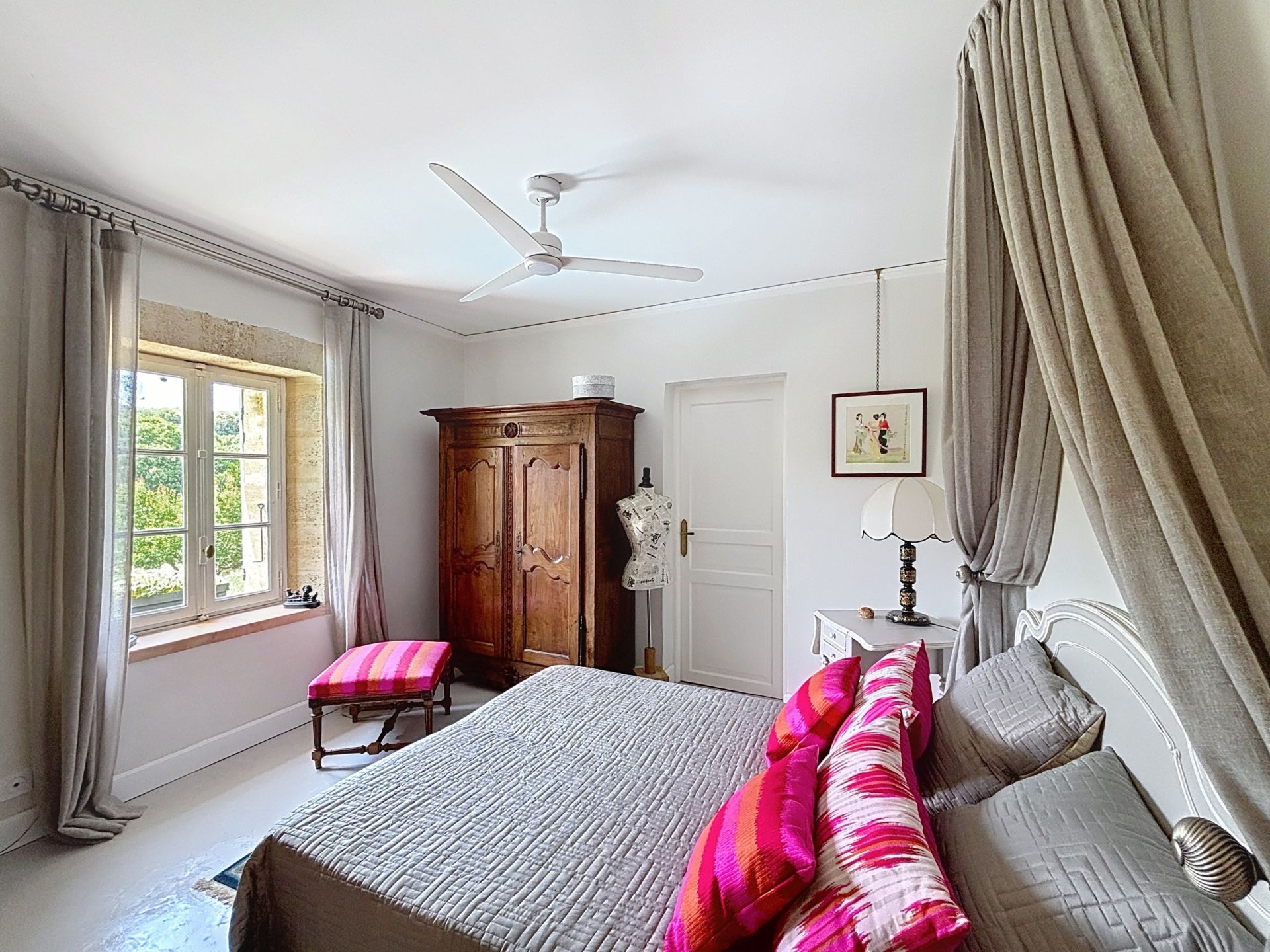 maison de luxe 11 Pièces en vente sur UZES (30700)