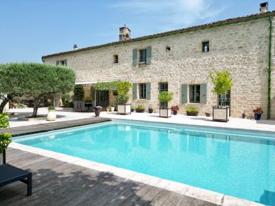 Vente Maison de luxe Uzès 11&nbsp;Pièces 373&nbsp;m²