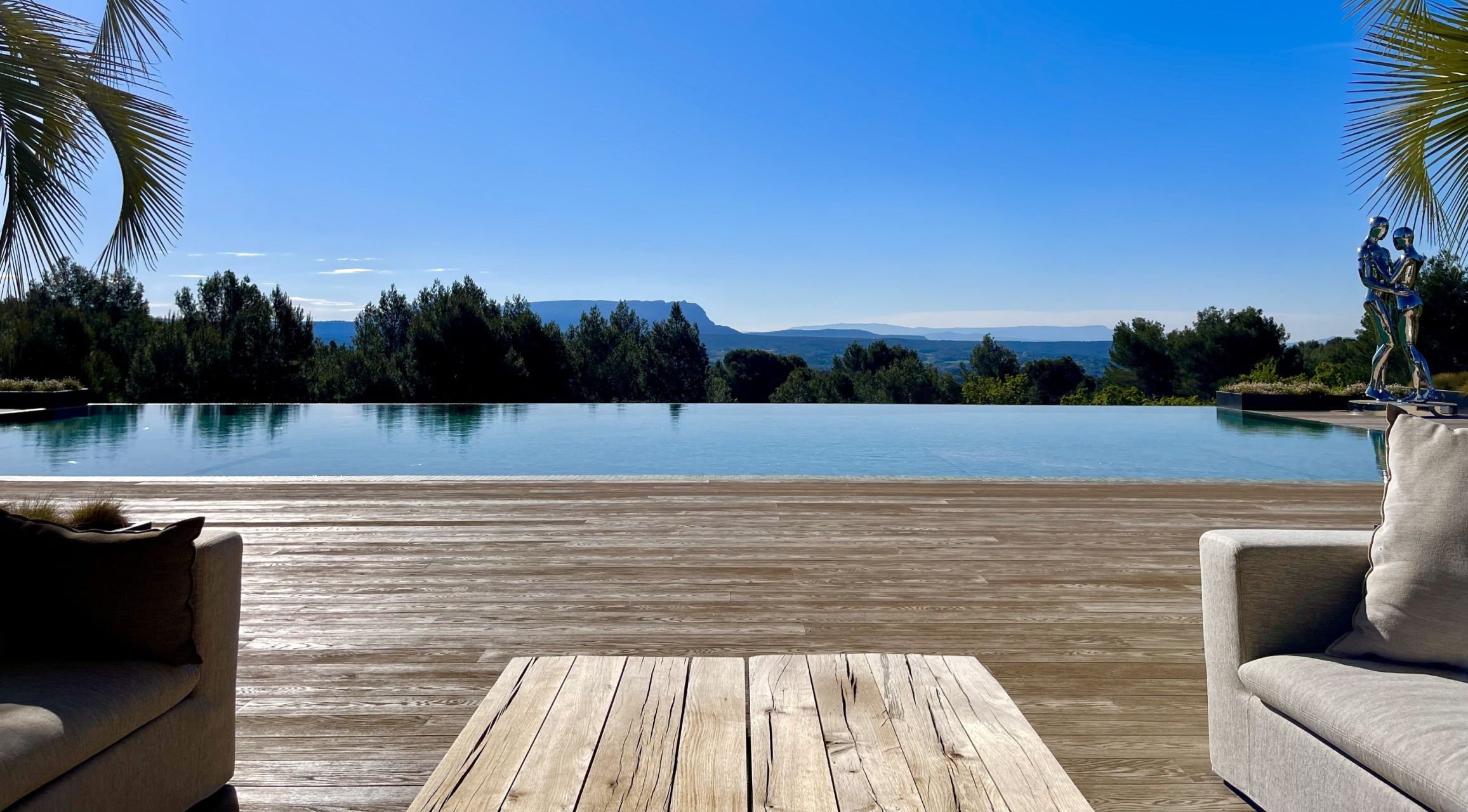 villa de luxe 12 Pièces en location saisonnière sur AIX EN PROVENCE (13540)