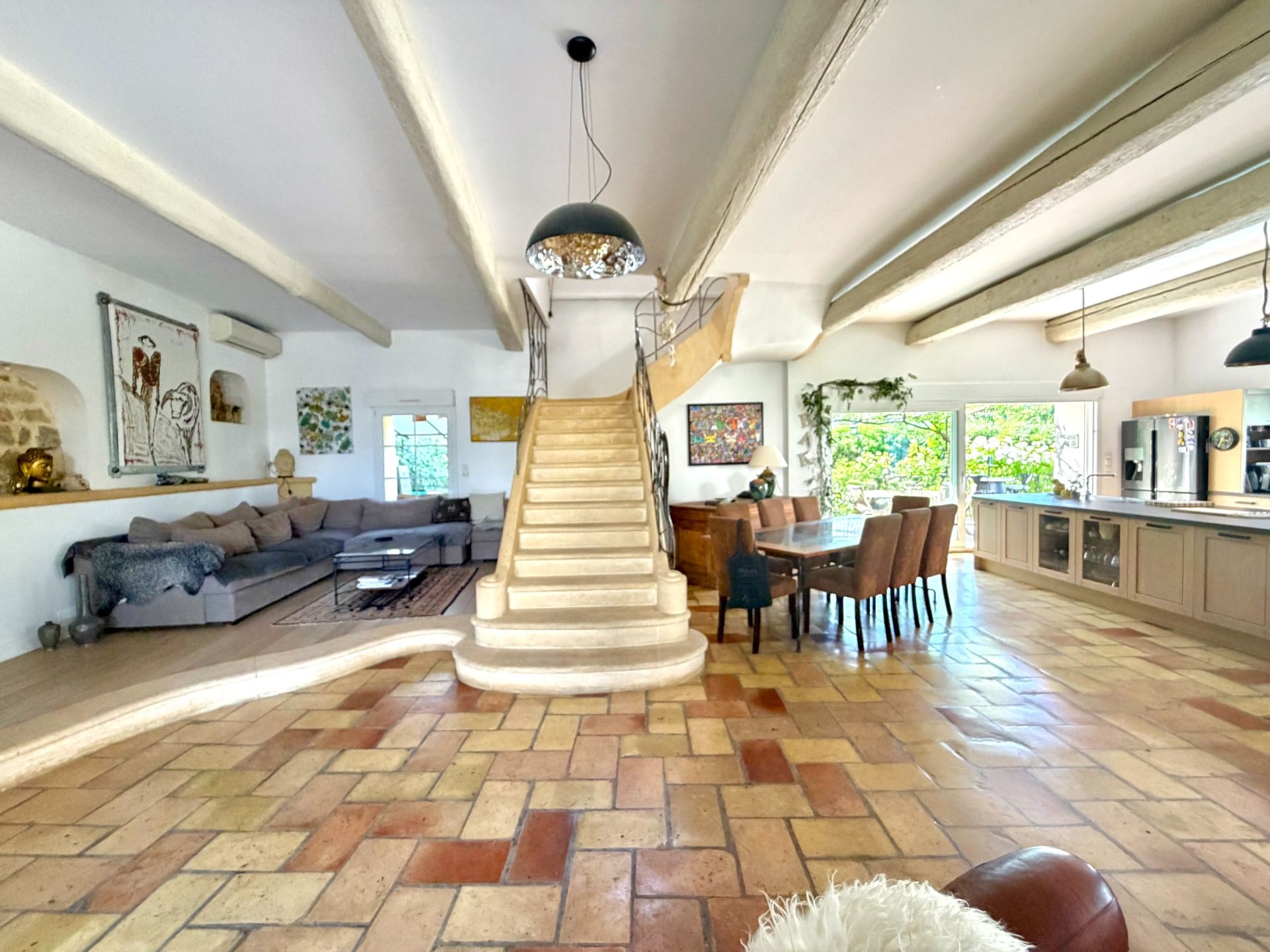 luxury house 8 Rooms for sale on MONTPELLIER (34000)