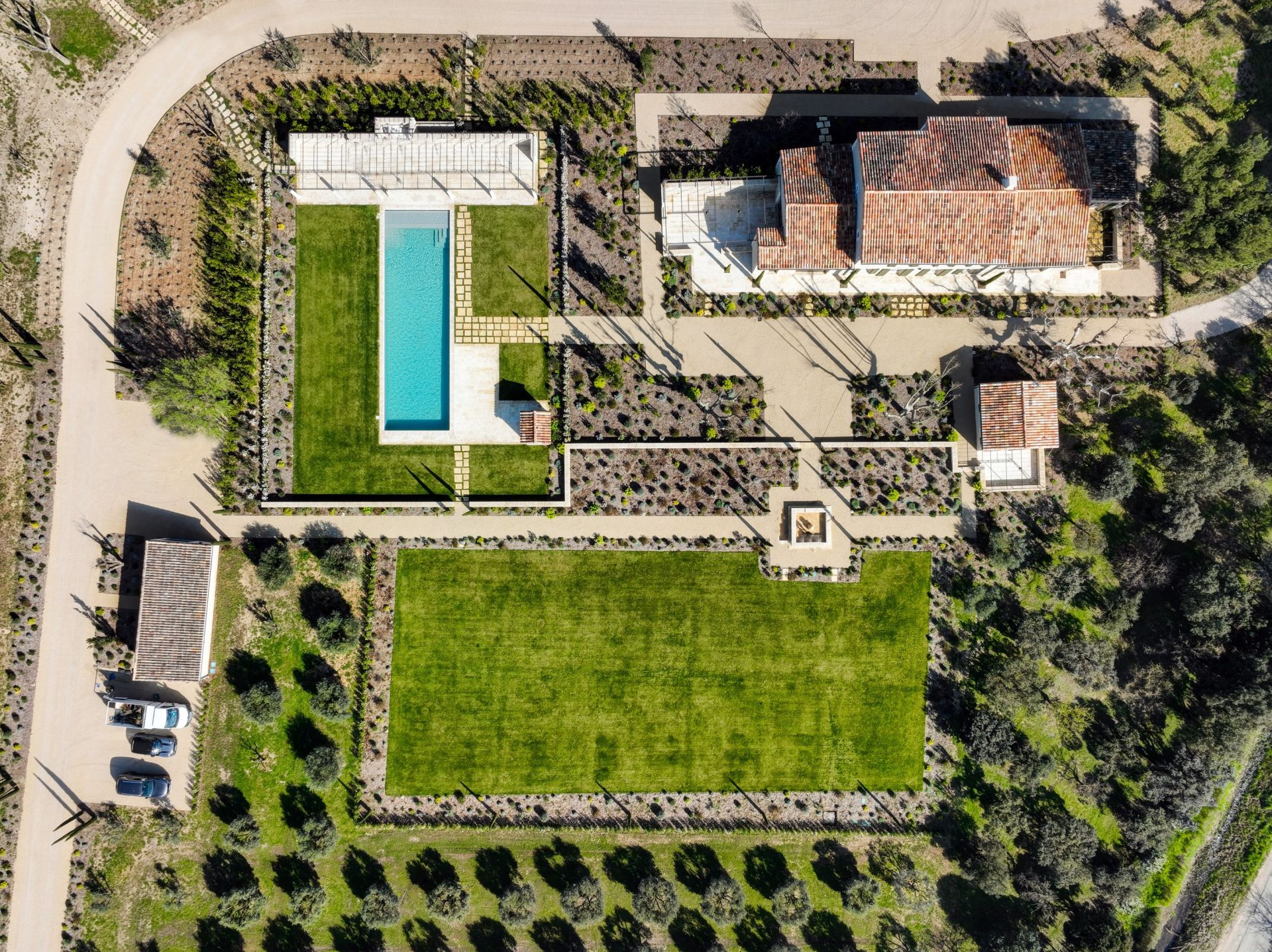 luxury house 10 Rooms for sale on EYGALIERES (13810)
