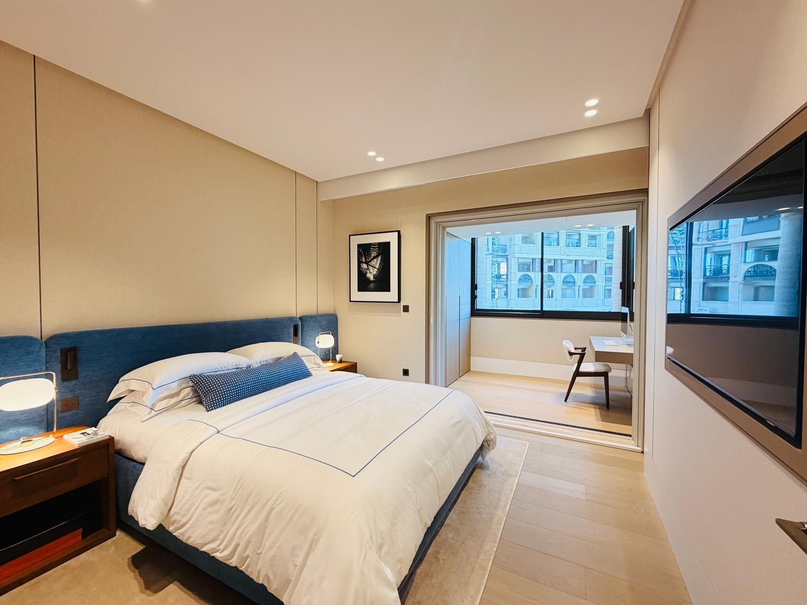 luxury apartment 4 Rooms for sale on MONACO (98000)