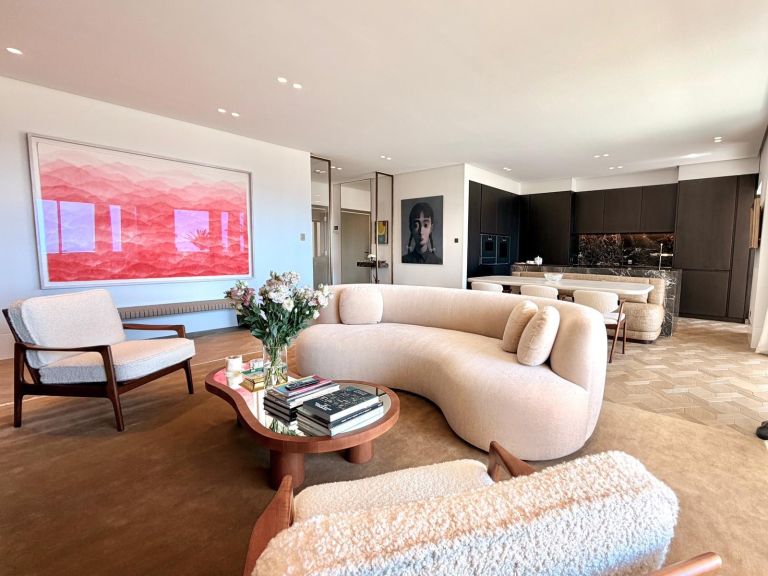 luxury apartment 4 Rooms for sale on MONACO (98000)