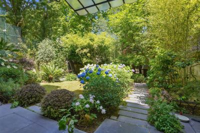 Vente Maison de luxe Neuilly-sur-Seine 10&nbsp;Pièces 300&nbsp;m²