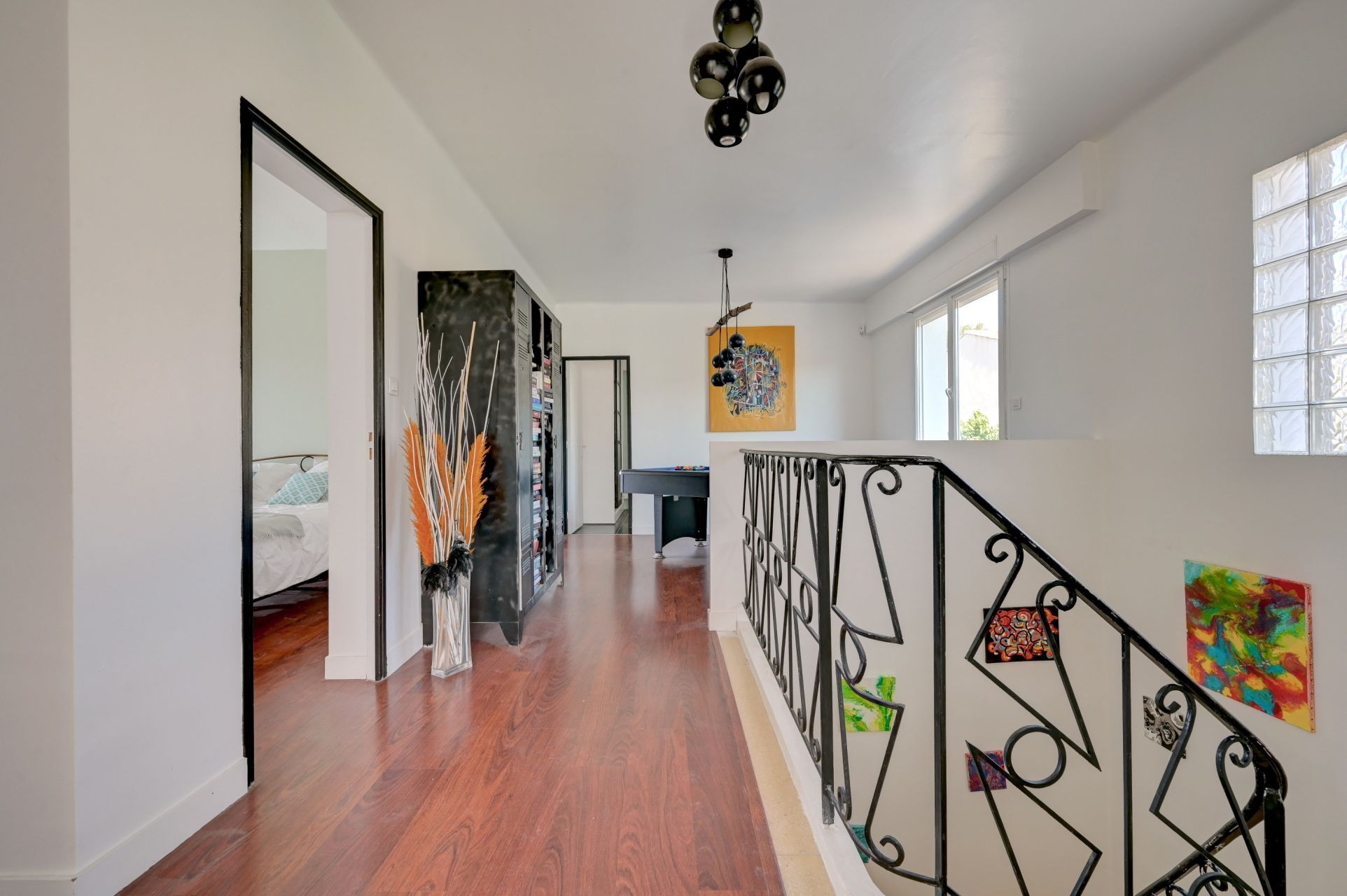 luxury traditional house 7 Rooms for sale on SAUSSET LES PINS (13960)