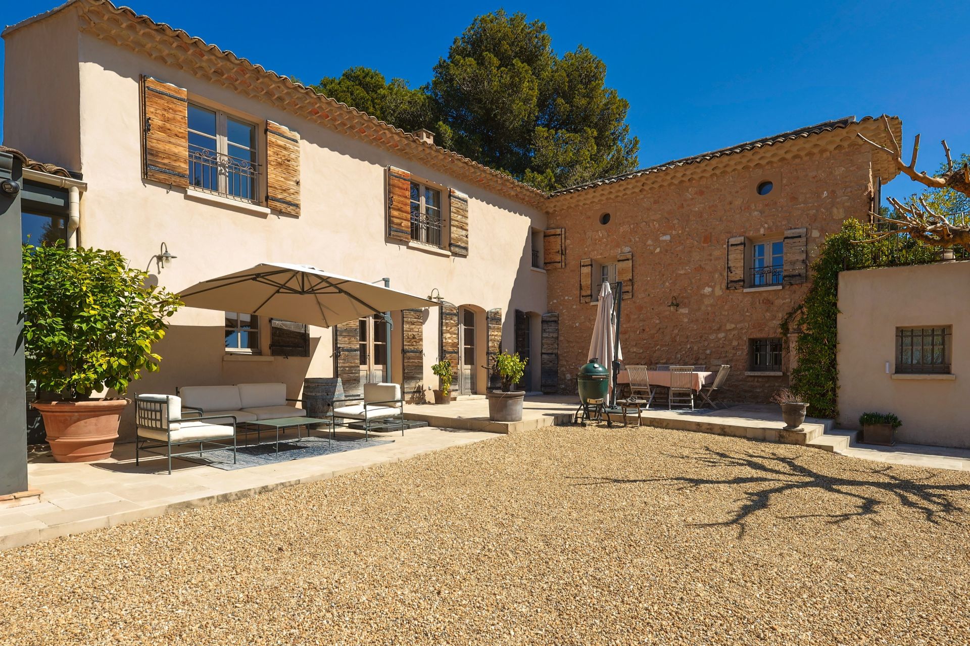 maison de luxe 9 Pièces en location sur AIX EN PROVENCE (13100)