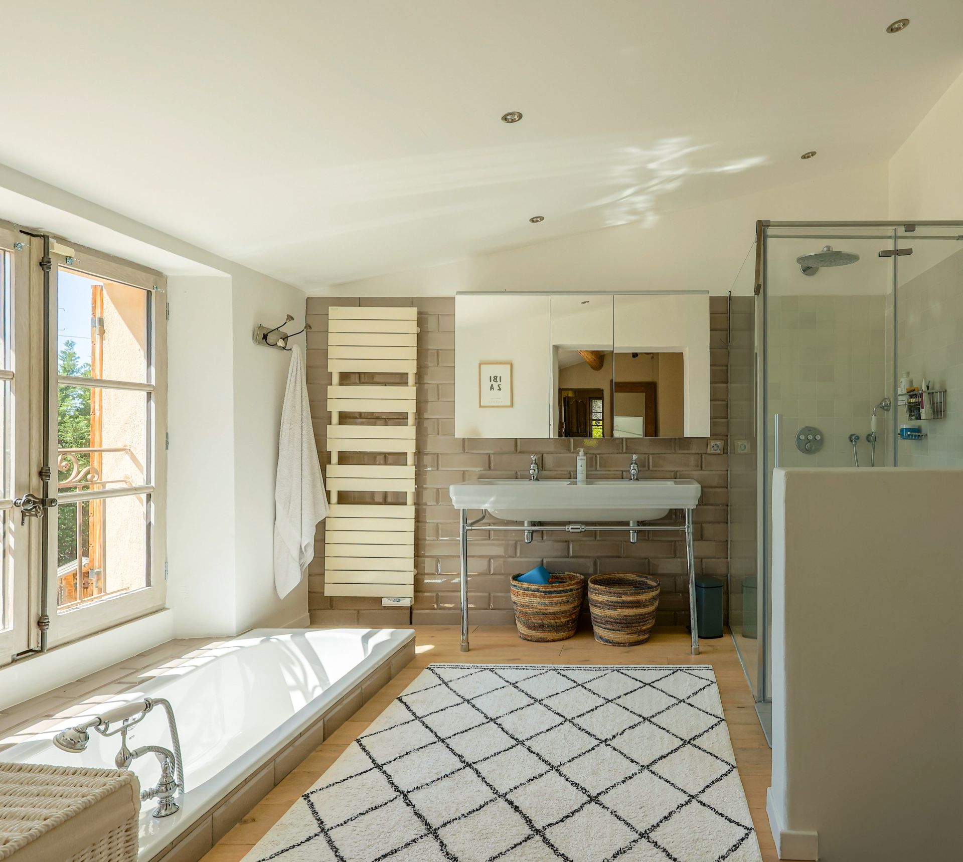 maison de luxe 9 Pièces en location sur AIX EN PROVENCE (13100)