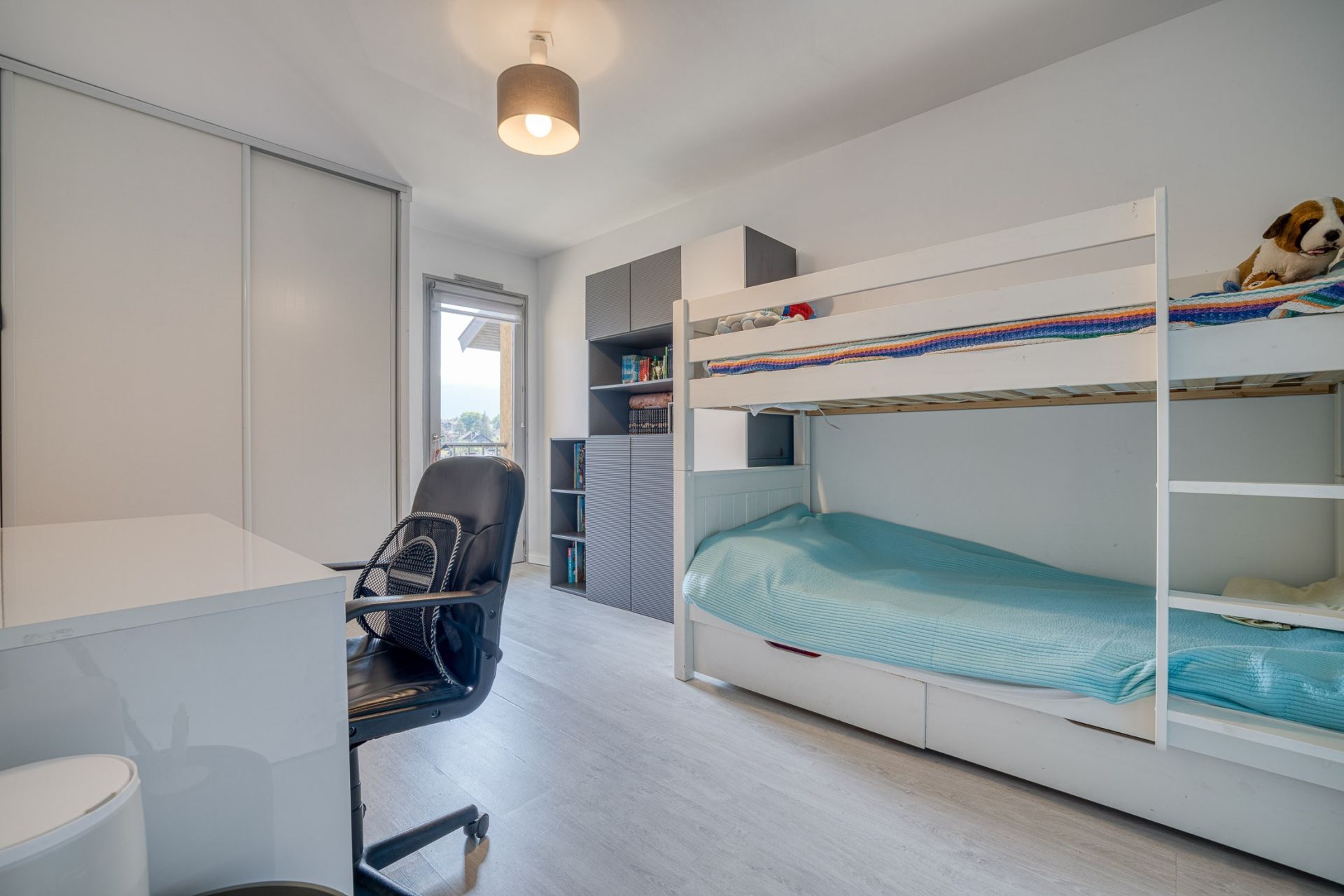 luxury apartment 7 Rooms for sale on ANNECY LE VIEUX (74940)