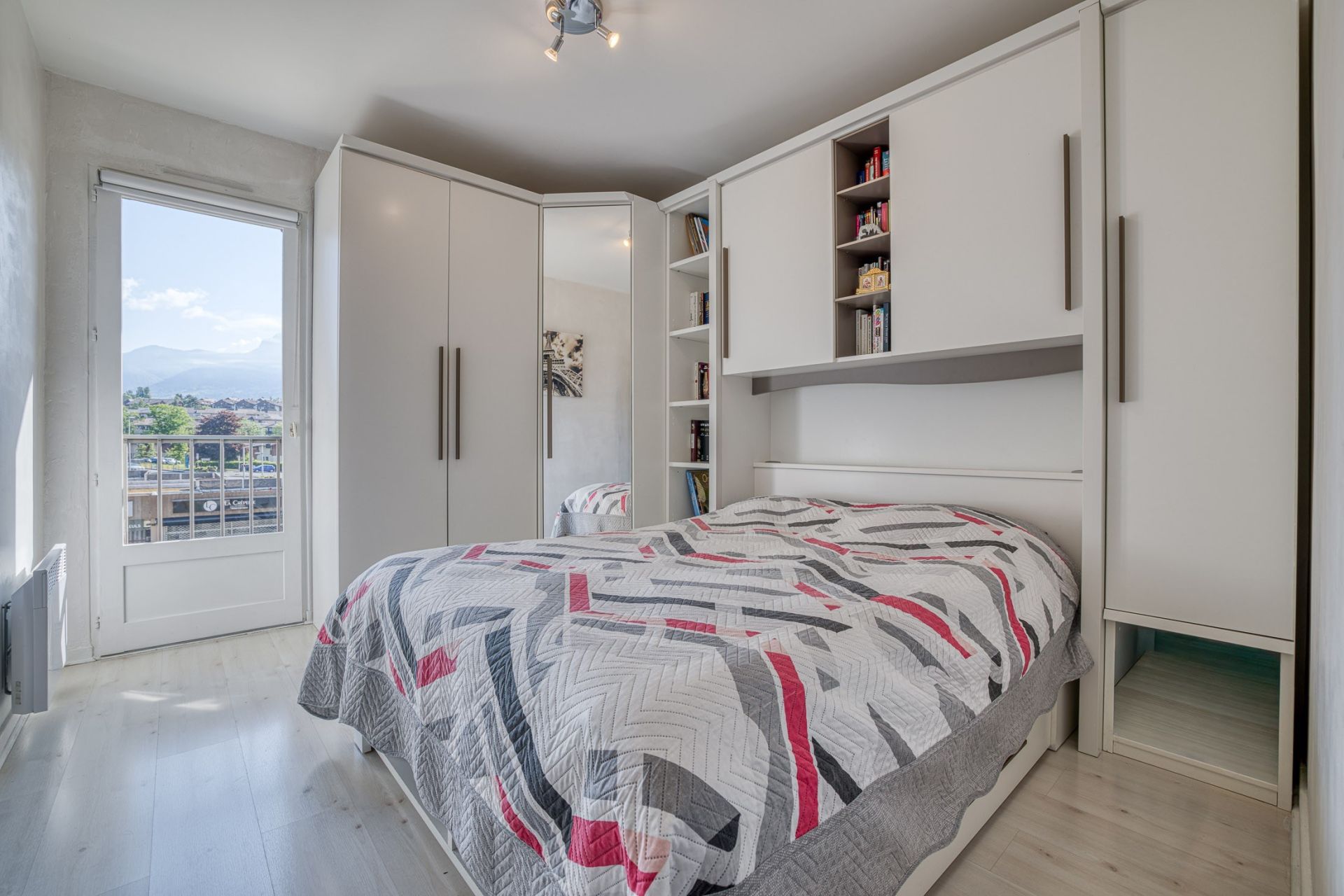 luxury apartment 7 Rooms for sale on ANNECY LE VIEUX (74940)