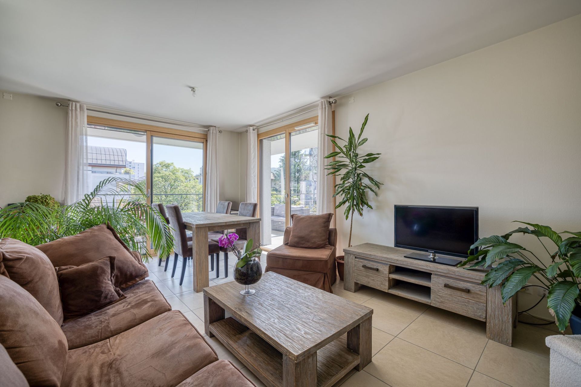 luxury apartment 2 Rooms for sale on ANNECY (74000)