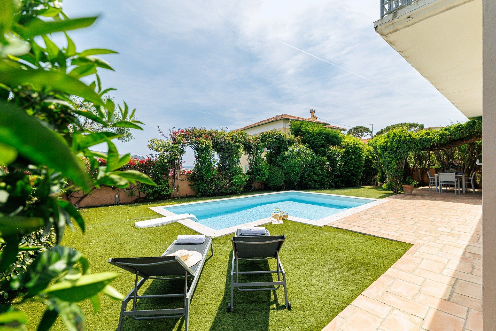 luxury property 14 Rooms for sale on NICE (06000)