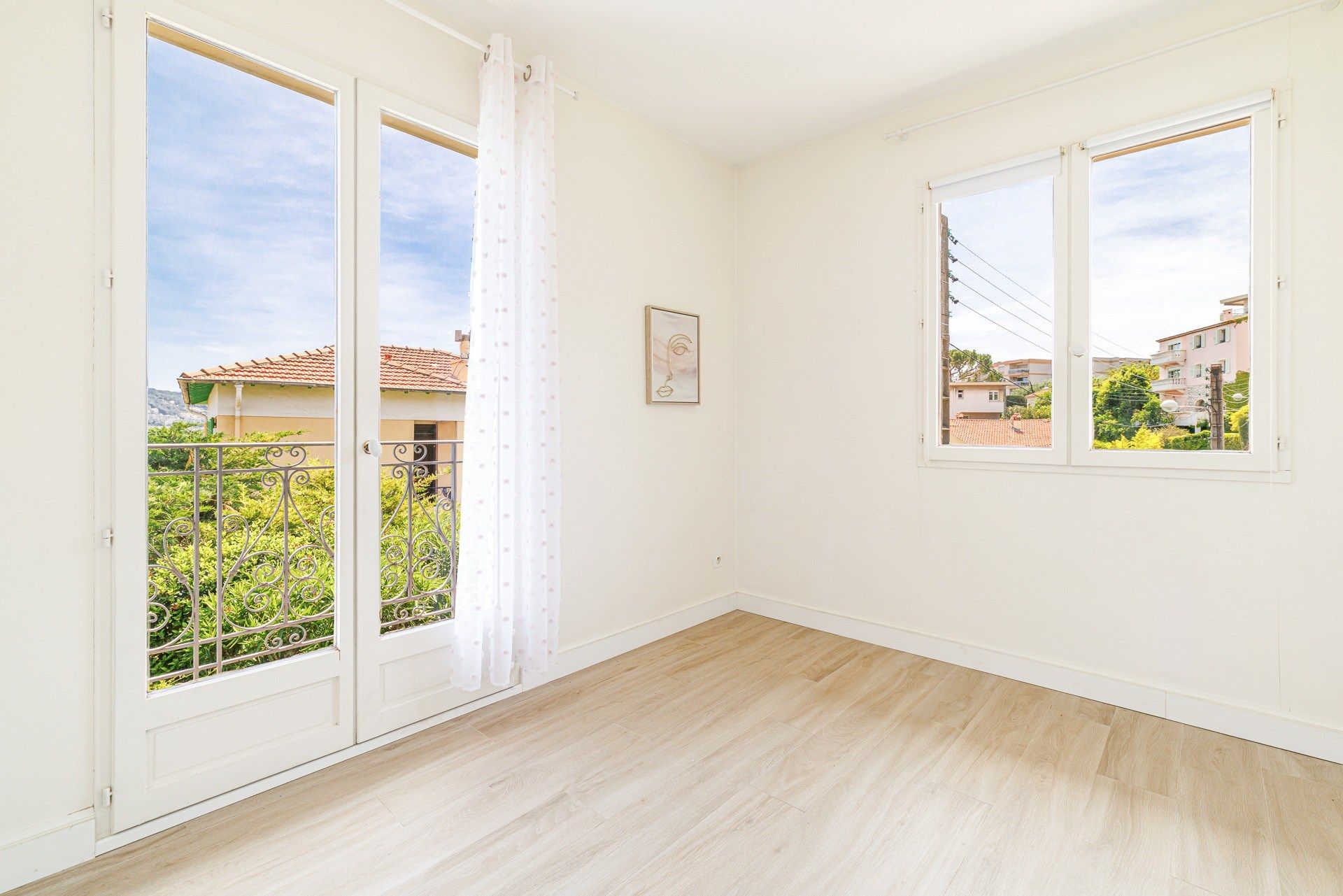luxury property 14 Rooms for sale on NICE (06000)