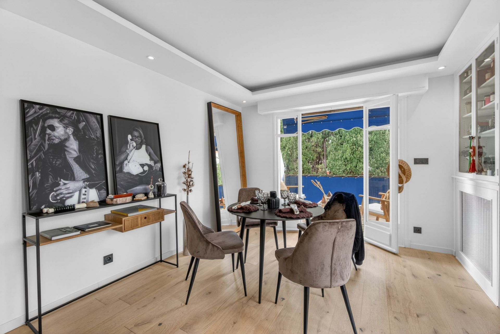 luxury apartment 3 Rooms for sale on LE CANNET (06110)