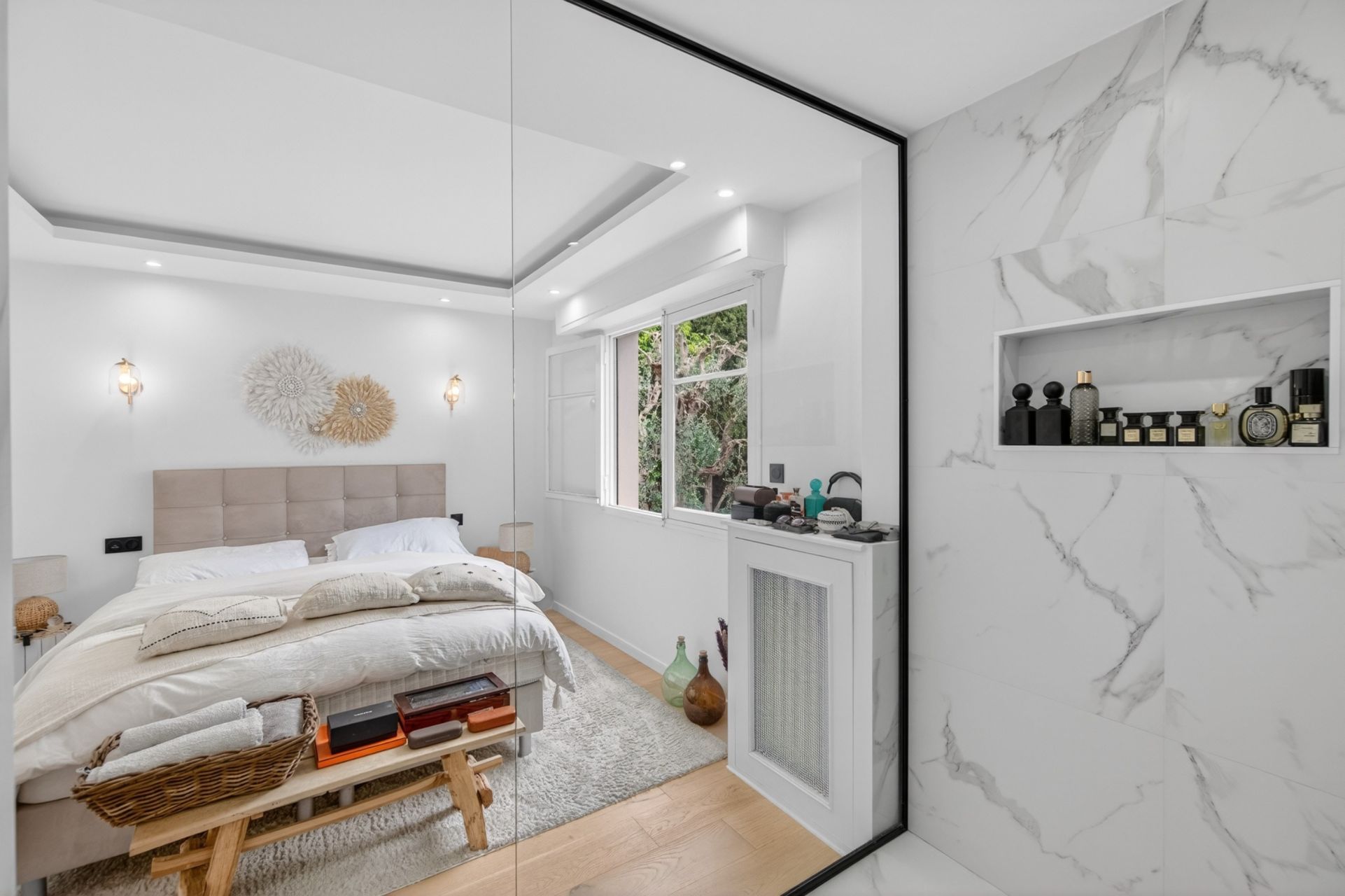 luxury apartment 3 Rooms for sale on LE CANNET (06110)