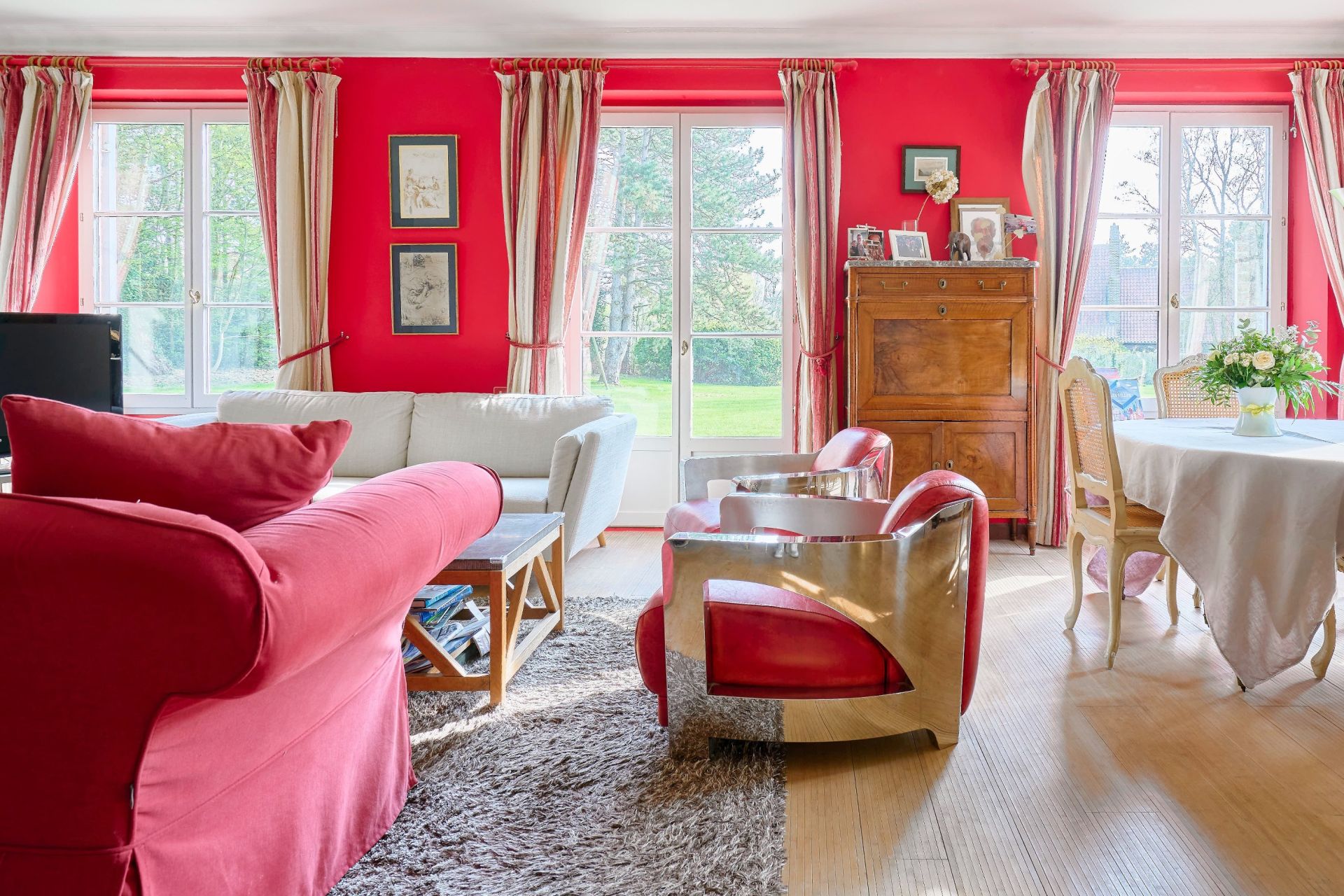 luxury house 7 Rooms for sale on CROIX (59170)