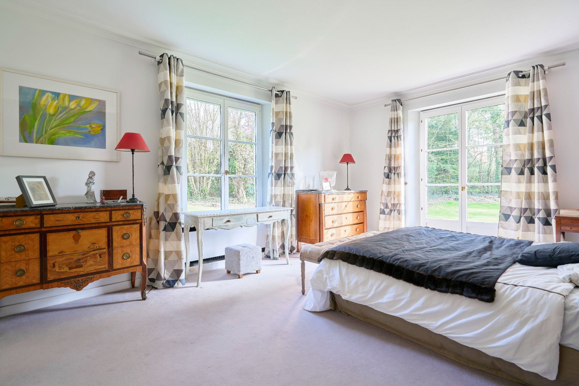 luxury house 7 Rooms for sale on CROIX (59170)