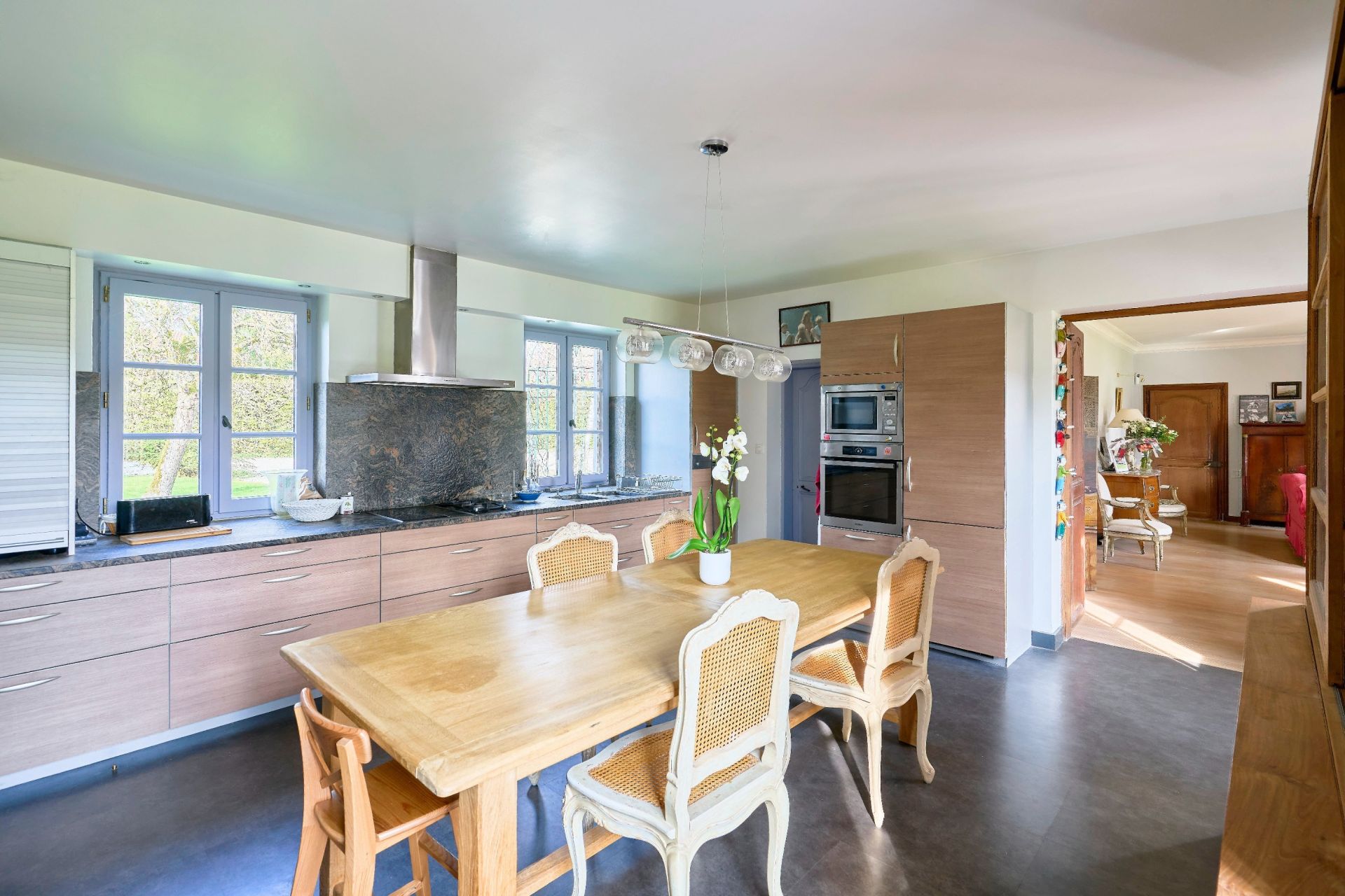 luxury house 7 Rooms for sale on CROIX (59170)