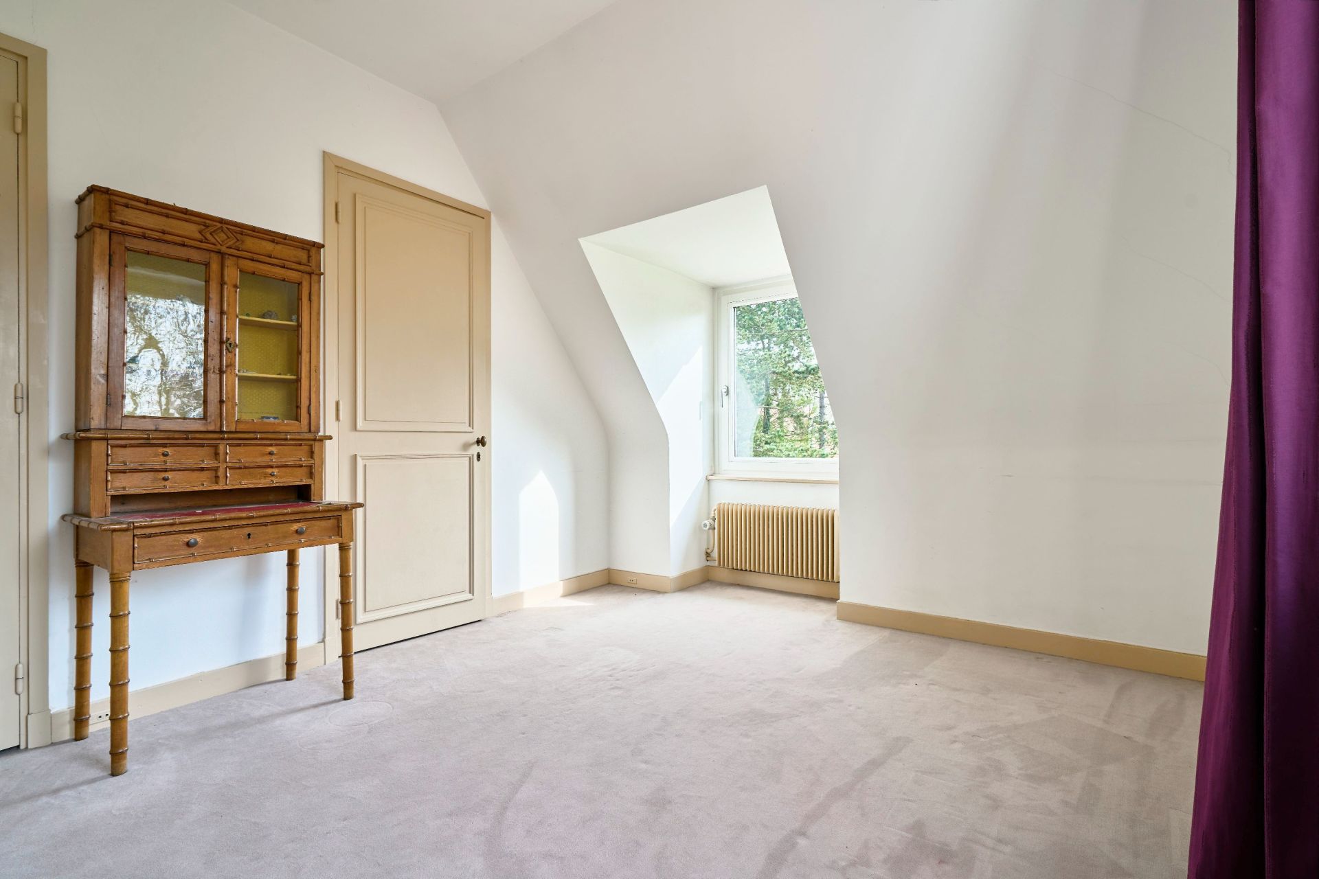 luxury house 7 Rooms for sale on CROIX (59170)