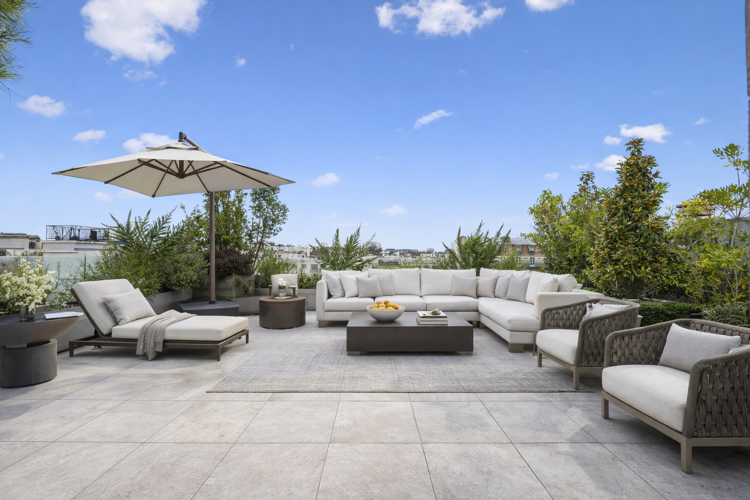 penthouse 9 Rooms for sale on NEUILLY SUR SEINE (92200)