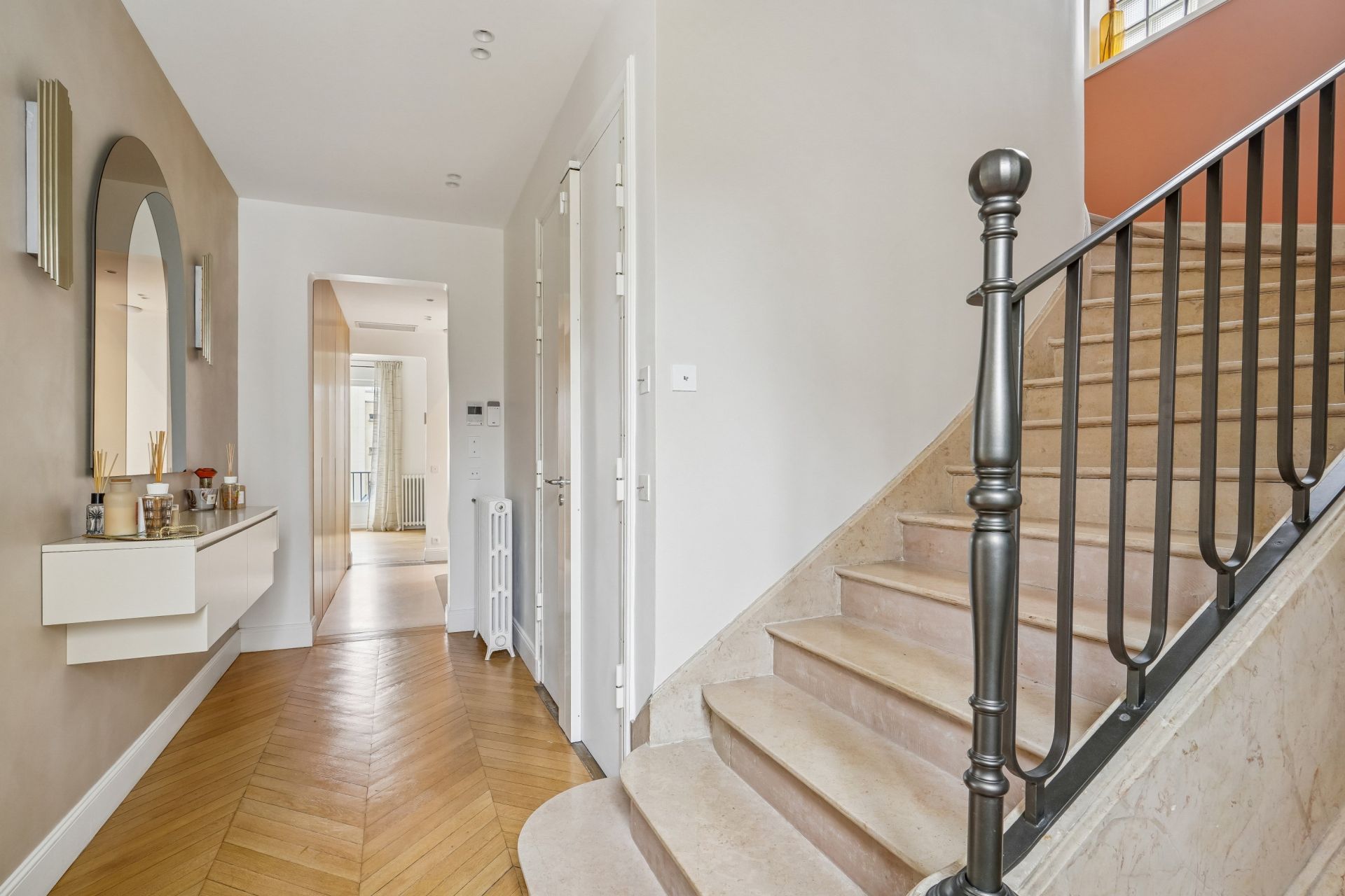 penthouse 9 Rooms for sale on NEUILLY SUR SEINE (92200)