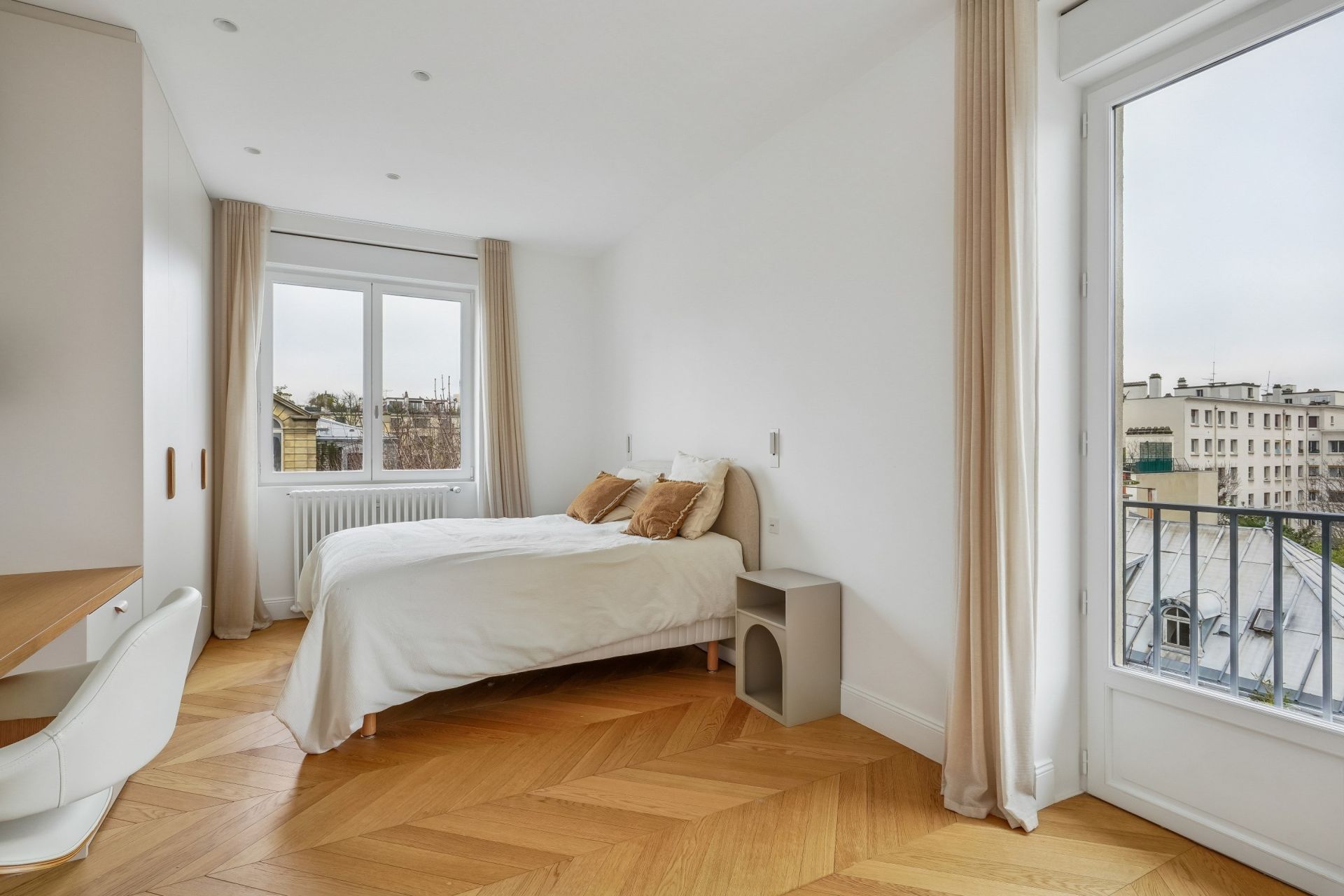 penthouse 9 Rooms for sale on NEUILLY SUR SEINE (92200)