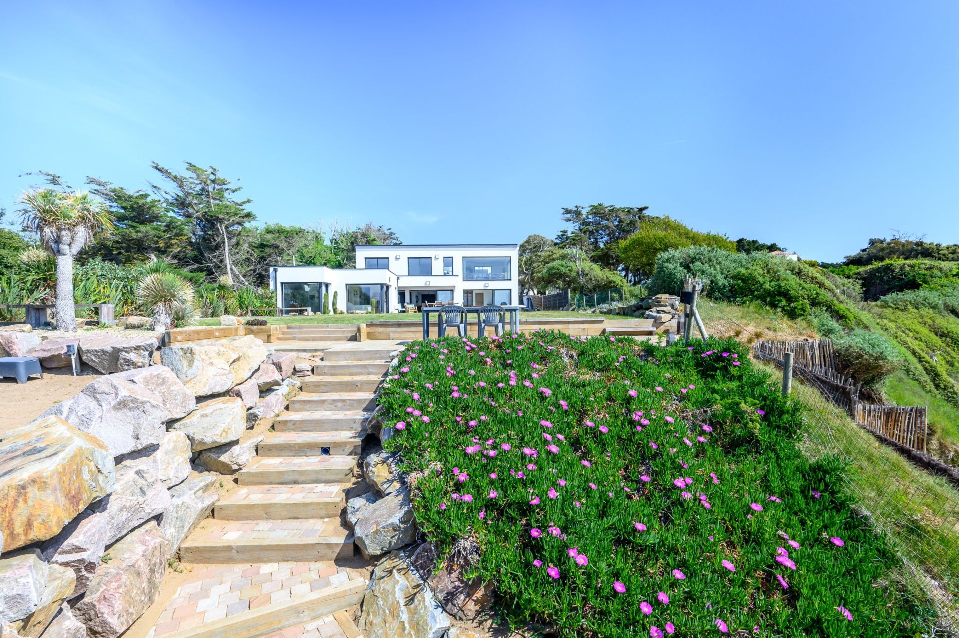 villa de luxe 8 Pièces en vente sur THARON PLAGE (44730)