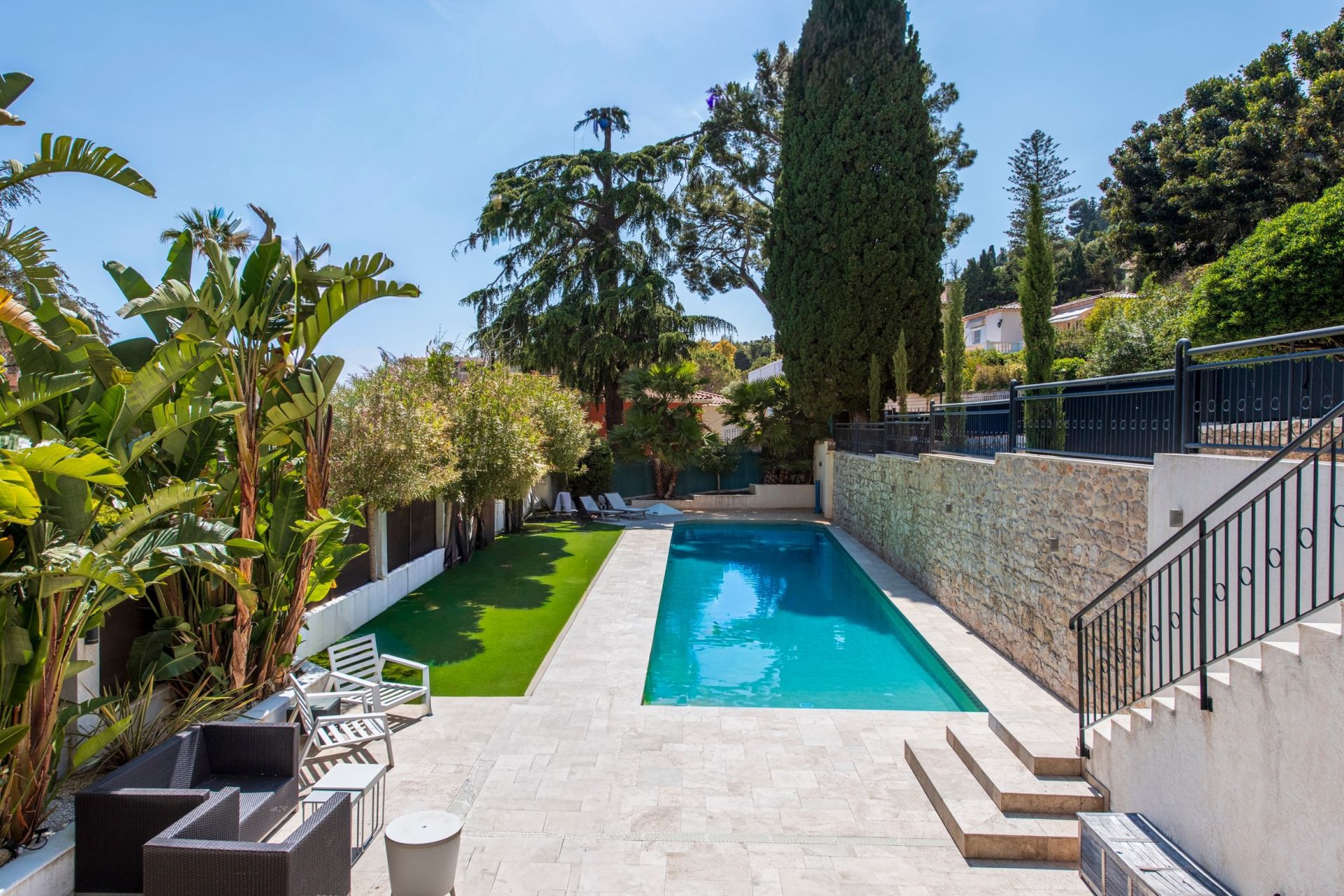 maison bourgeoise 8 Pièces en vente sur BEAULIEU SUR MER (06310)