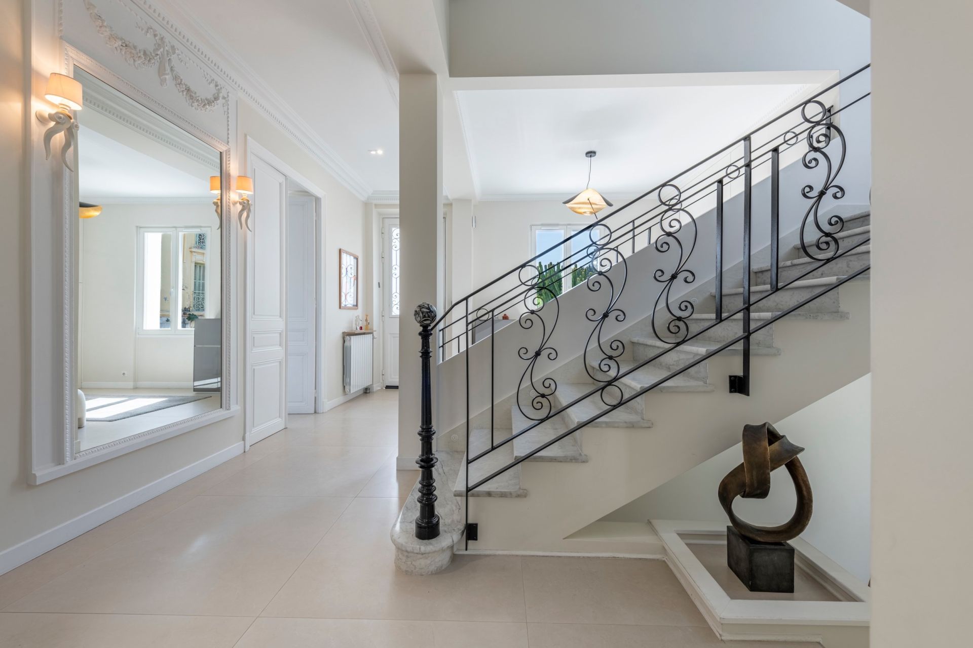 maison bourgeoise 8 Pièces en vente sur BEAULIEU SUR MER (06310)
