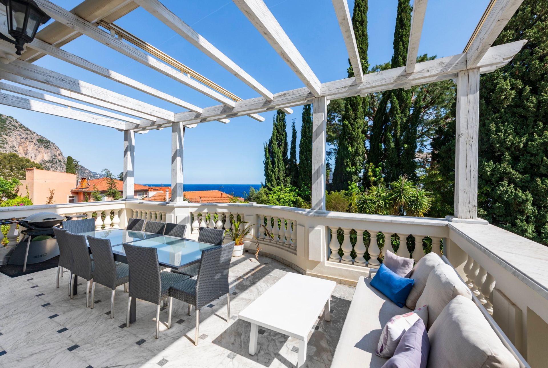 maison bourgeoise 8 Pièces en vente sur BEAULIEU SUR MER (06310)