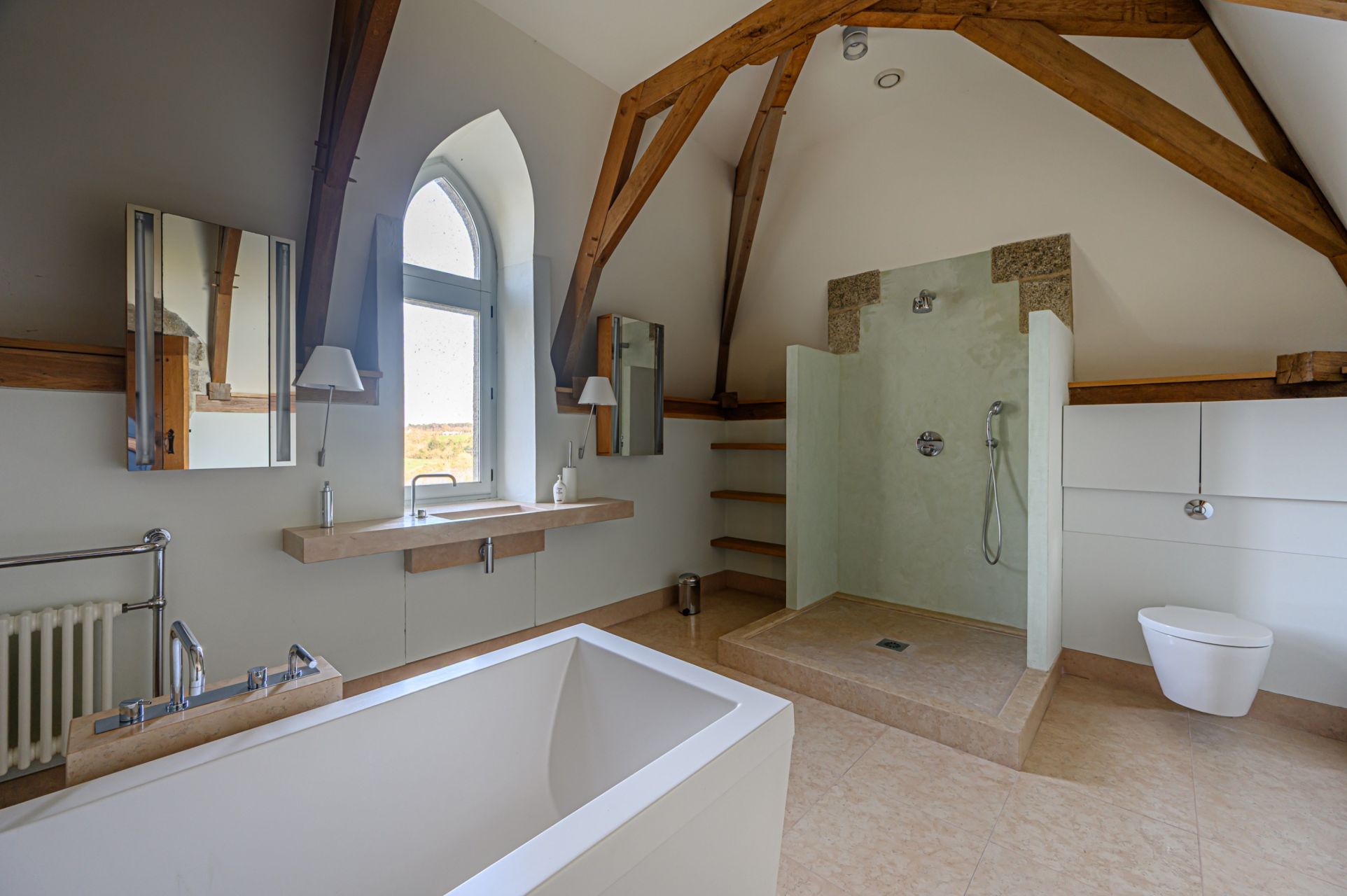 luxury property 25 Rooms for sale on NEVEZ (29920)